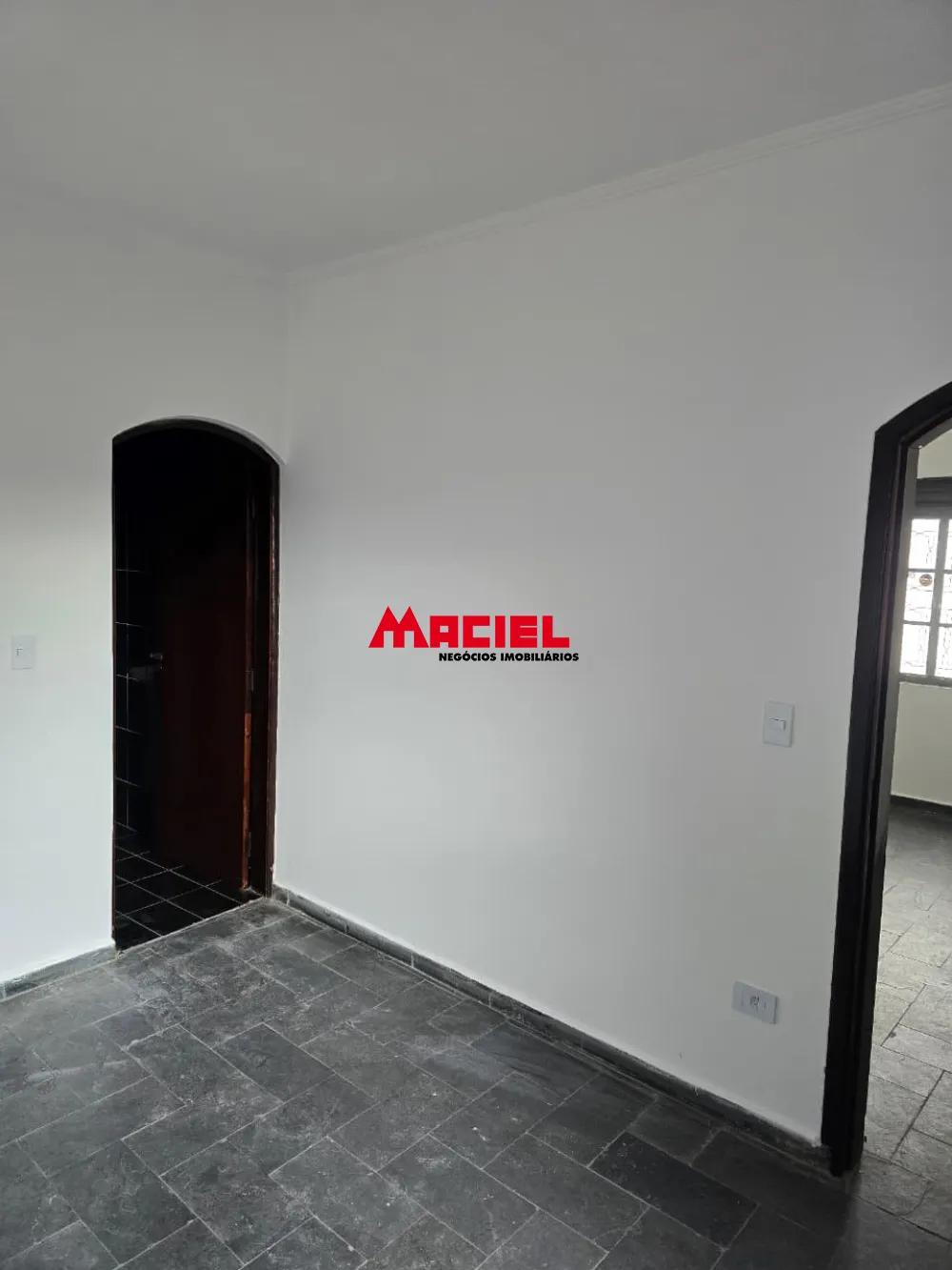 Alugar Casa / Padr&atilde;o em S&atilde;o Jos&eacute; dos Campos R$ 4.500,00 - Foto 13