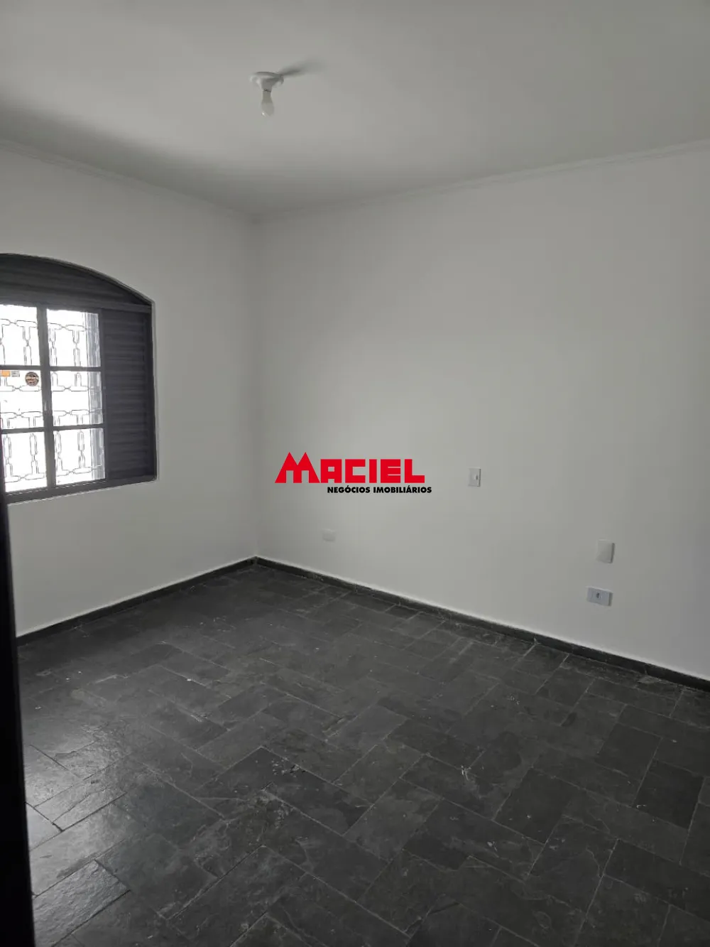 Alugar Casa / Padr&atilde;o em S&atilde;o Jos&eacute; dos Campos R$ 4.500,00 - Foto 14