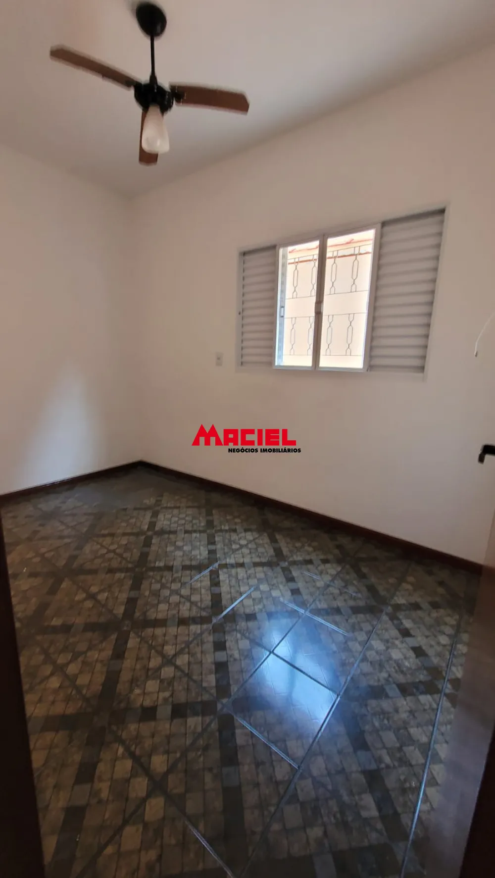 Alugar Casa / Sobrado em S&atilde;o Jos&eacute; dos Campos R$ 4.500,00 - Foto 7