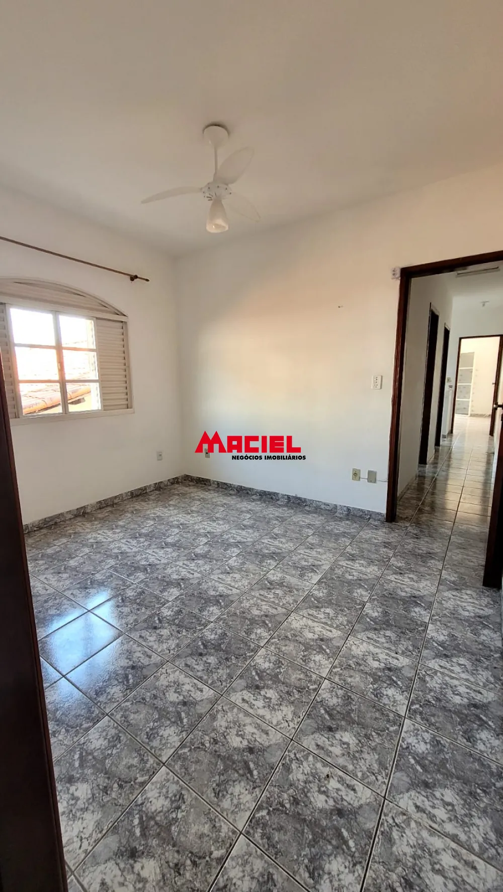 Alugar Casa / Sobrado em S&atilde;o Jos&eacute; dos Campos R$ 4.500,00 - Foto 12