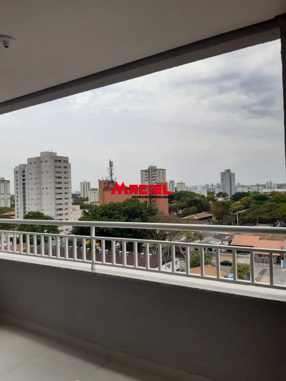 Alugar Apartamento / Padr&atilde;o em S&atilde;o Jos&eacute; dos Campos R$ 2.900,00 - Foto 1