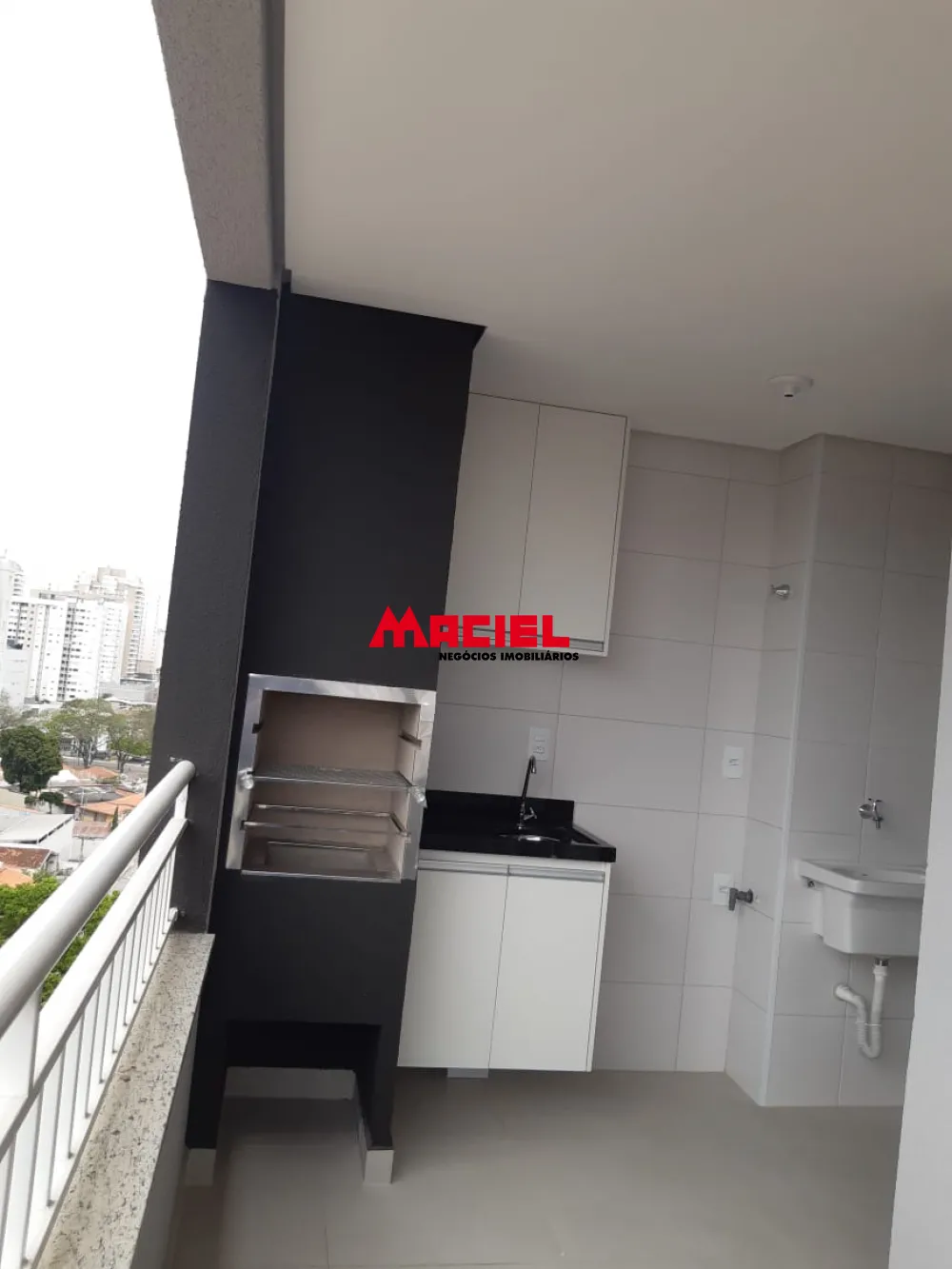 Alugar Apartamento / Padr&atilde;o em S&atilde;o Jos&eacute; dos Campos R$ 2.900,00 - Foto 4