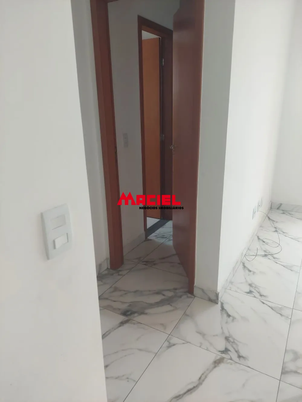 Alugar Apartamento / Padr&atilde;o em S&atilde;o Jos&eacute; dos Campos R$ 2.100,00 - Foto 14