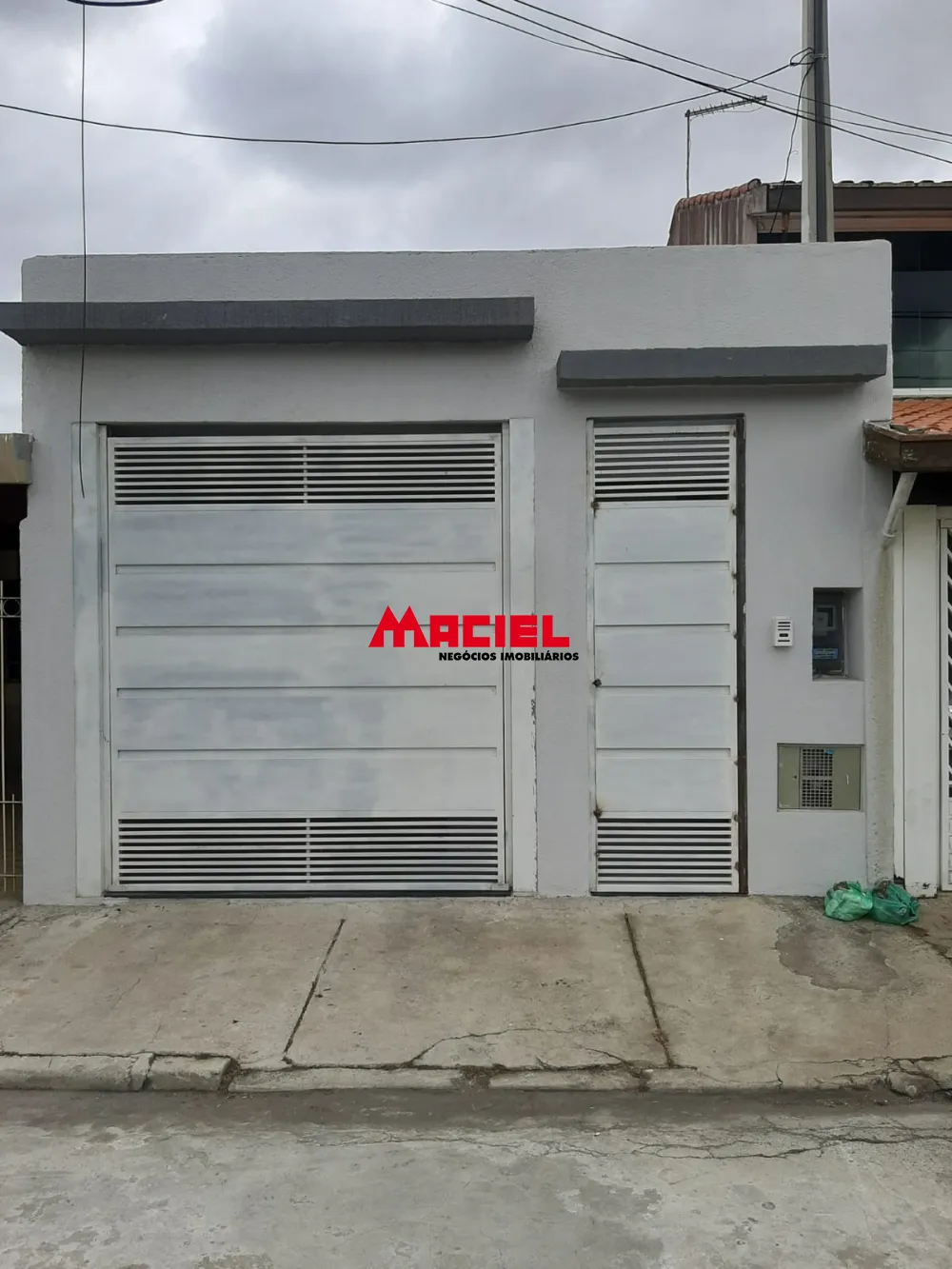 Comprar Casa / Padr&atilde;o em S&atilde;o Jos&eacute; dos Campos R$ 565.000,00 - Foto 1