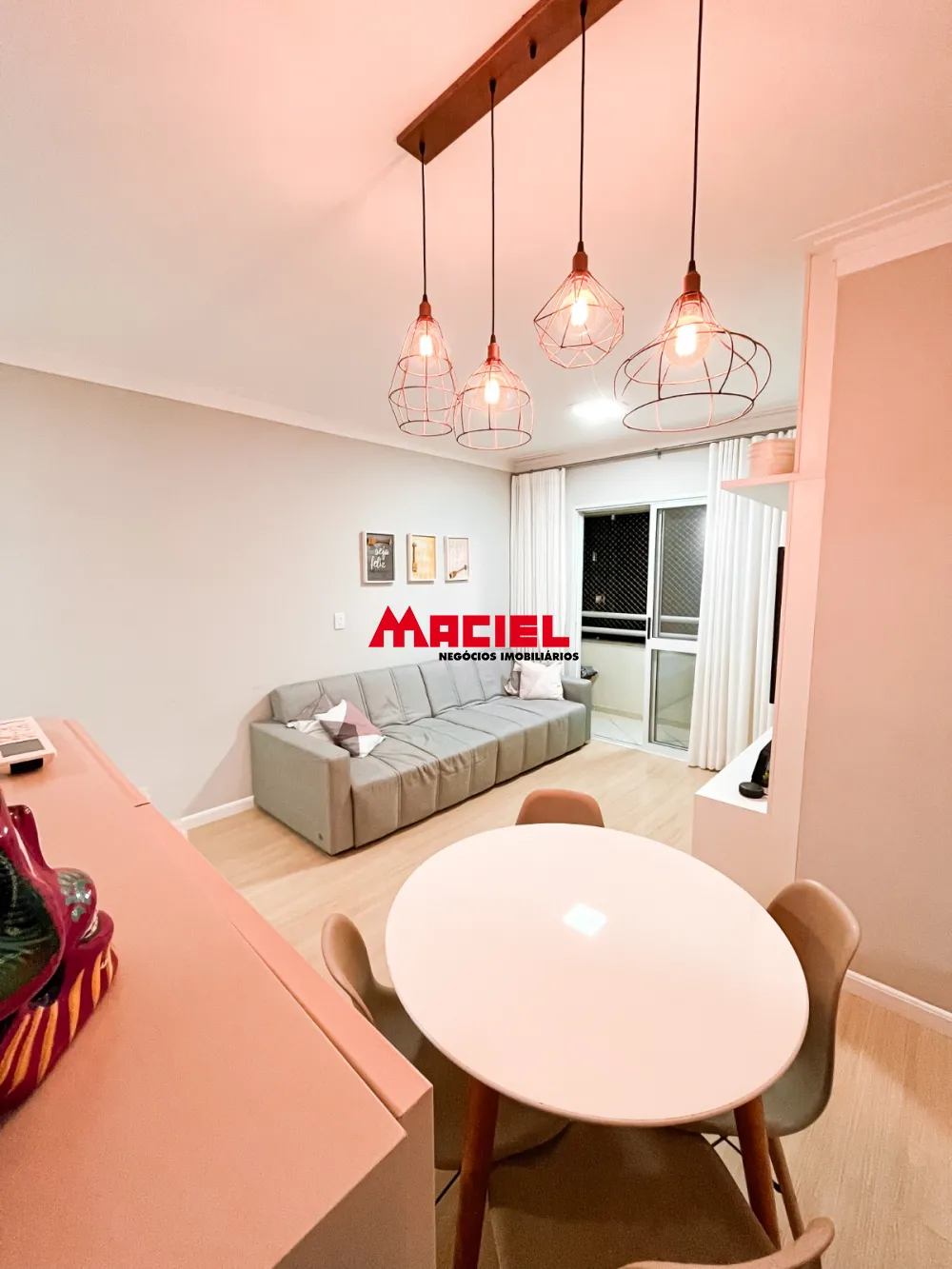 Comprar Apartamento / Padr&atilde;o em S&atilde;o Jos&eacute; dos Campos R$ 830.000,00 - Foto 2