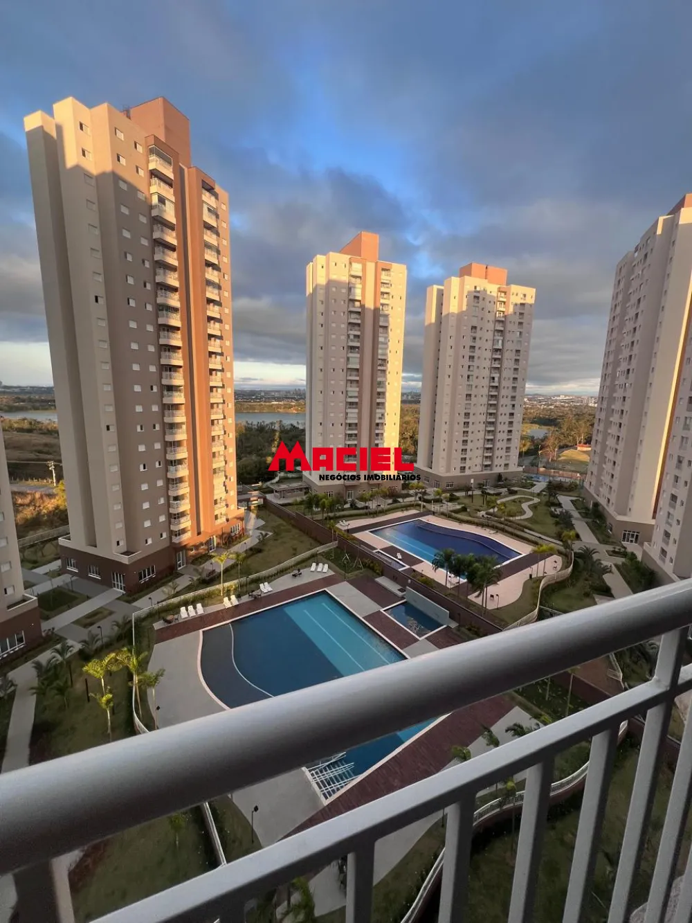 Alugar Apartamento / Padr&atilde;o em Jacare&iacute; R$ 2.400,00 - Foto 3