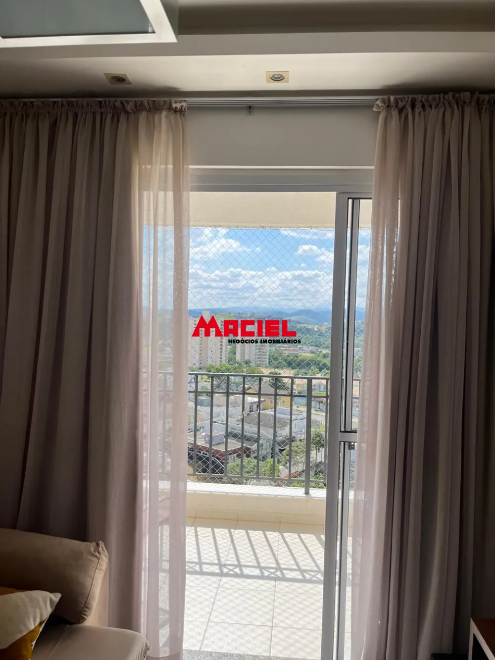 Comprar Apartamento / Padr&atilde;o em S&atilde;o Jos&eacute; dos Campos R$ 650.000,00 - Foto 1