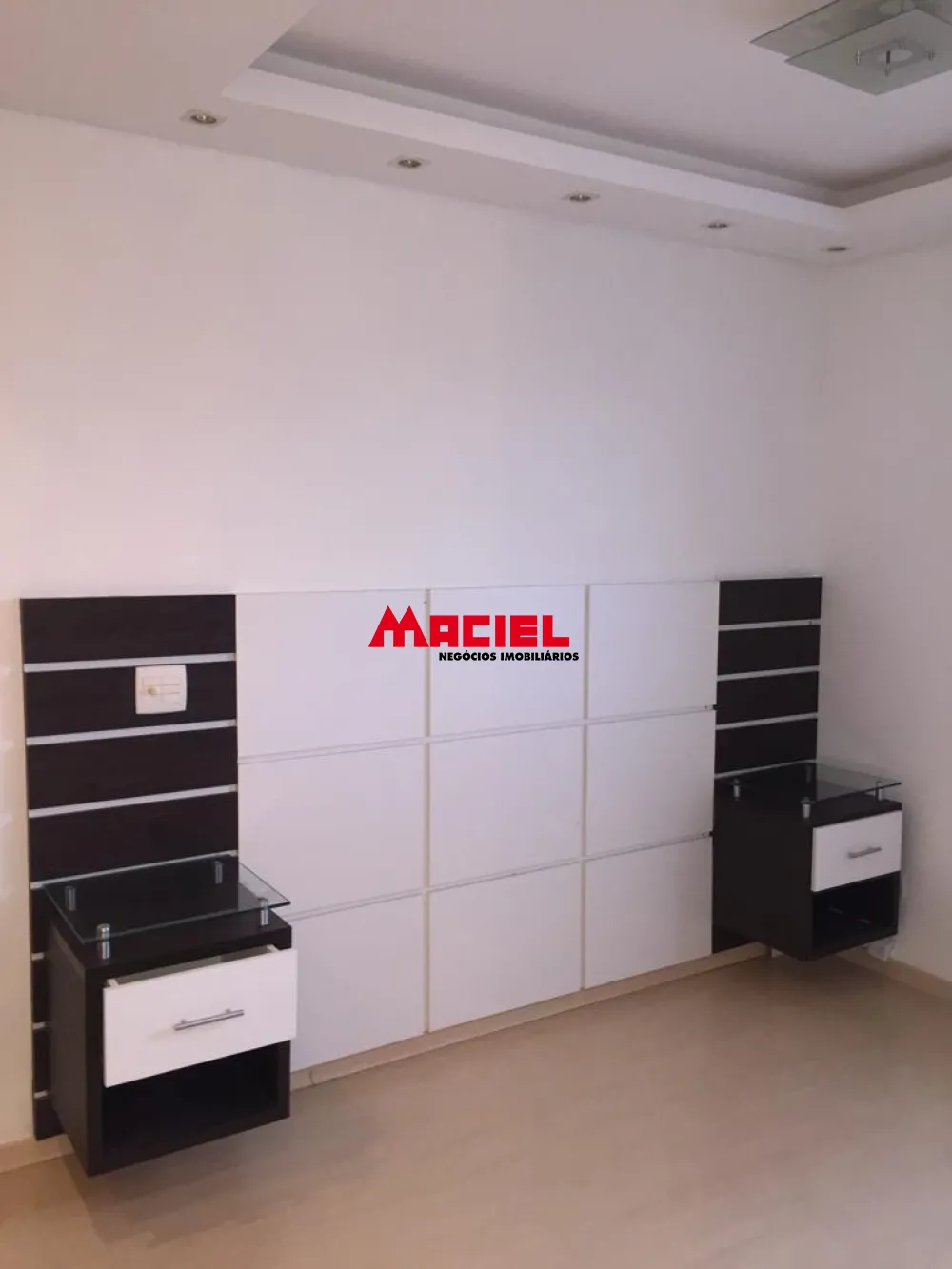 Comprar Apartamento / Padr&atilde;o em S&atilde;o Jos&eacute; dos Campos R$ 650.000,00 - Foto 2