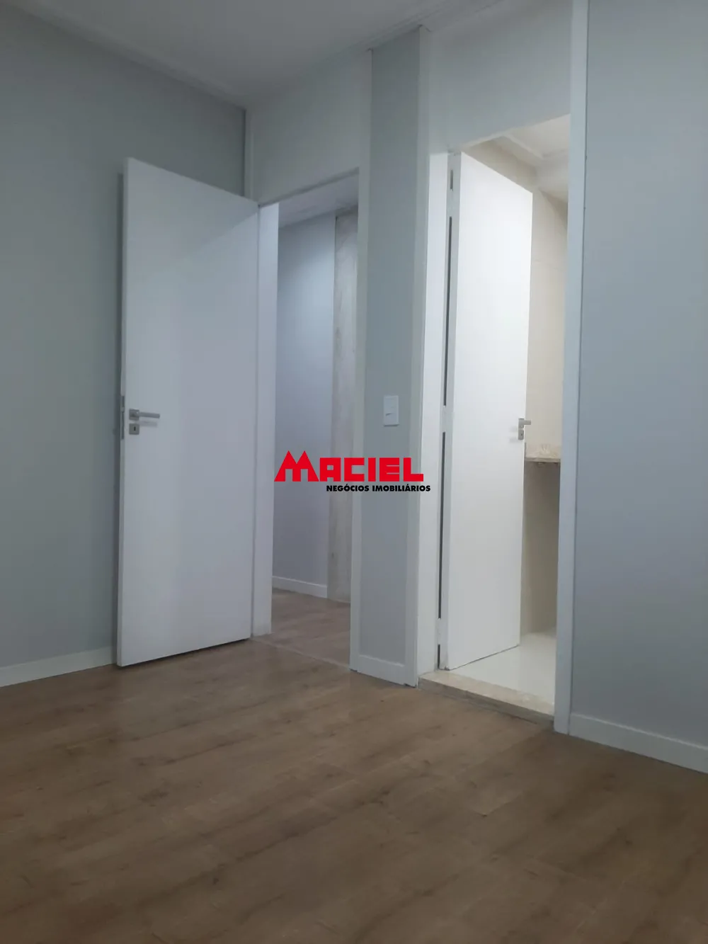 Comprar Apartamento / Padr&atilde;o em S&atilde;o Jos&eacute; dos Campos R$ 450.000,00 - Foto 2