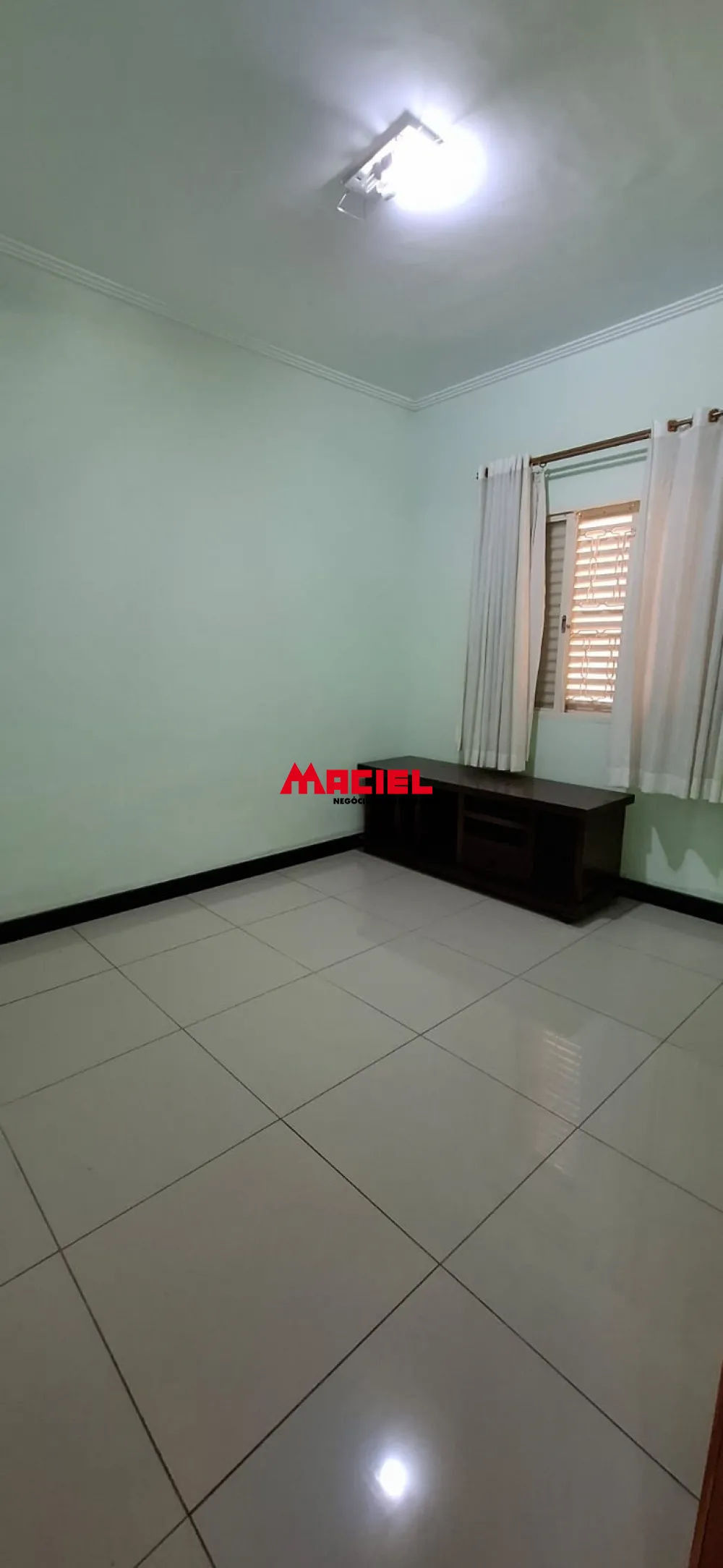Comprar Casa / Padr&atilde;o em Ca&ccedil;apava R$ 639.900,00 - Foto 10