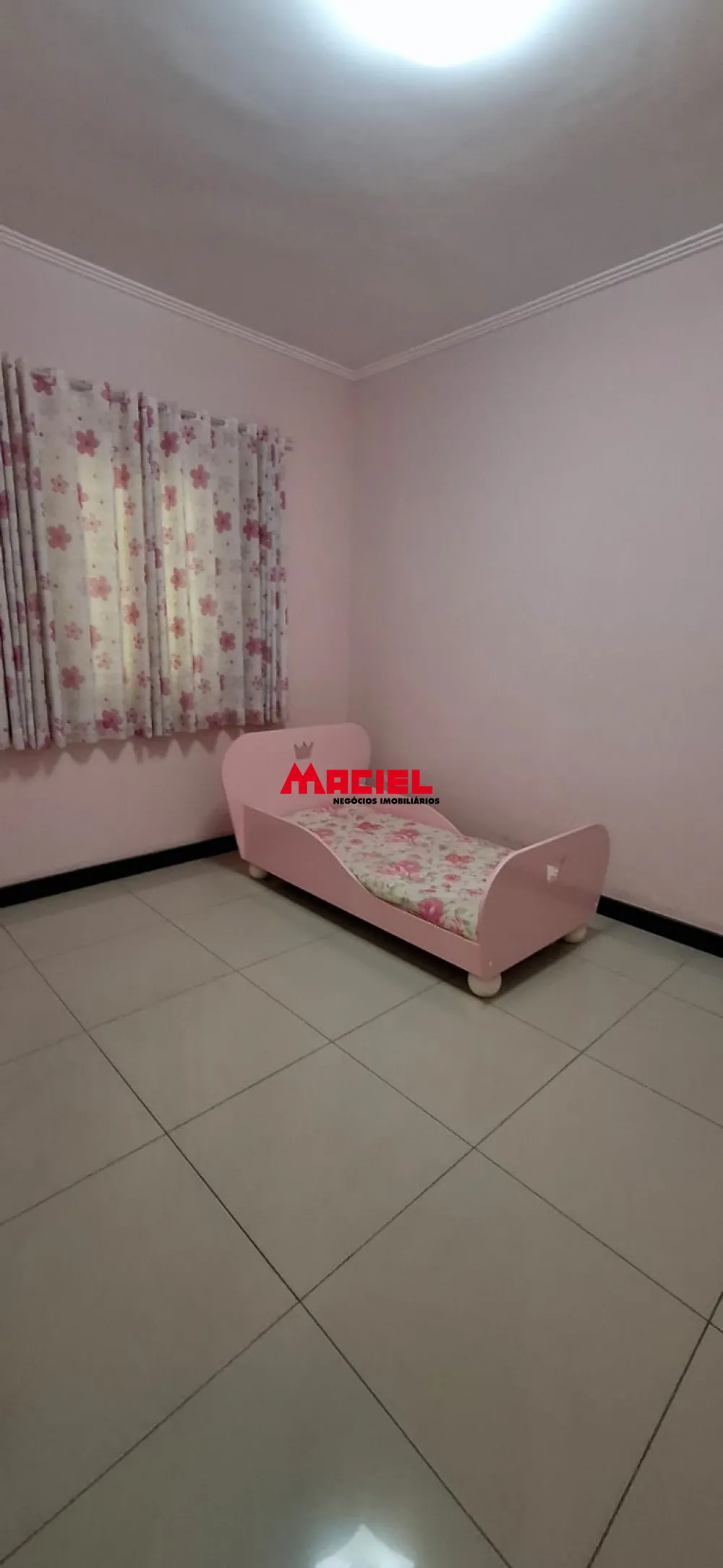 Comprar Casa / Padr&atilde;o em Ca&ccedil;apava R$ 639.900,00 - Foto 11