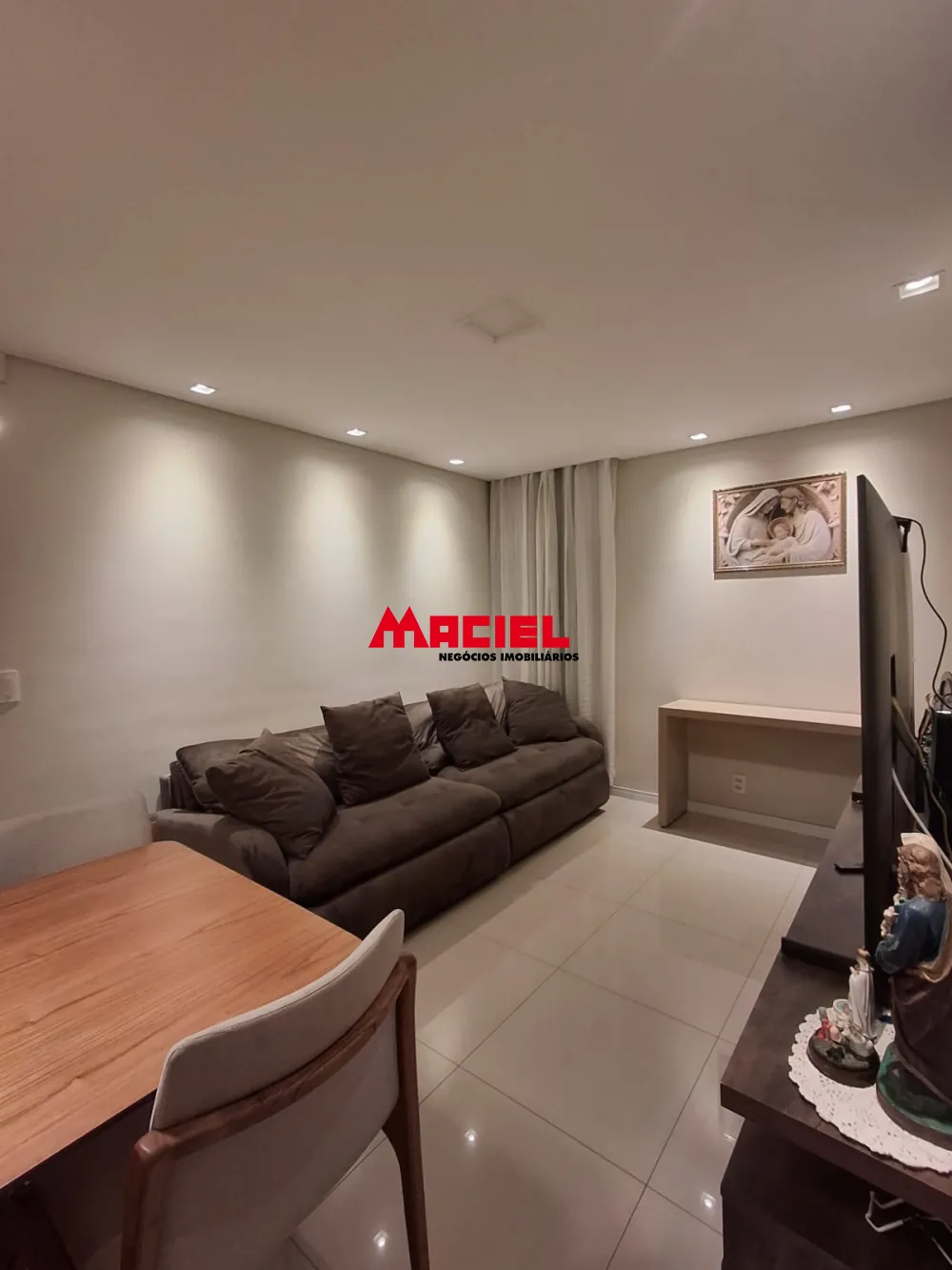 Comprar Apartamento / Padr&atilde;o em S&atilde;o Jos&eacute; dos Campos R$ 305.000,00 - Foto 3