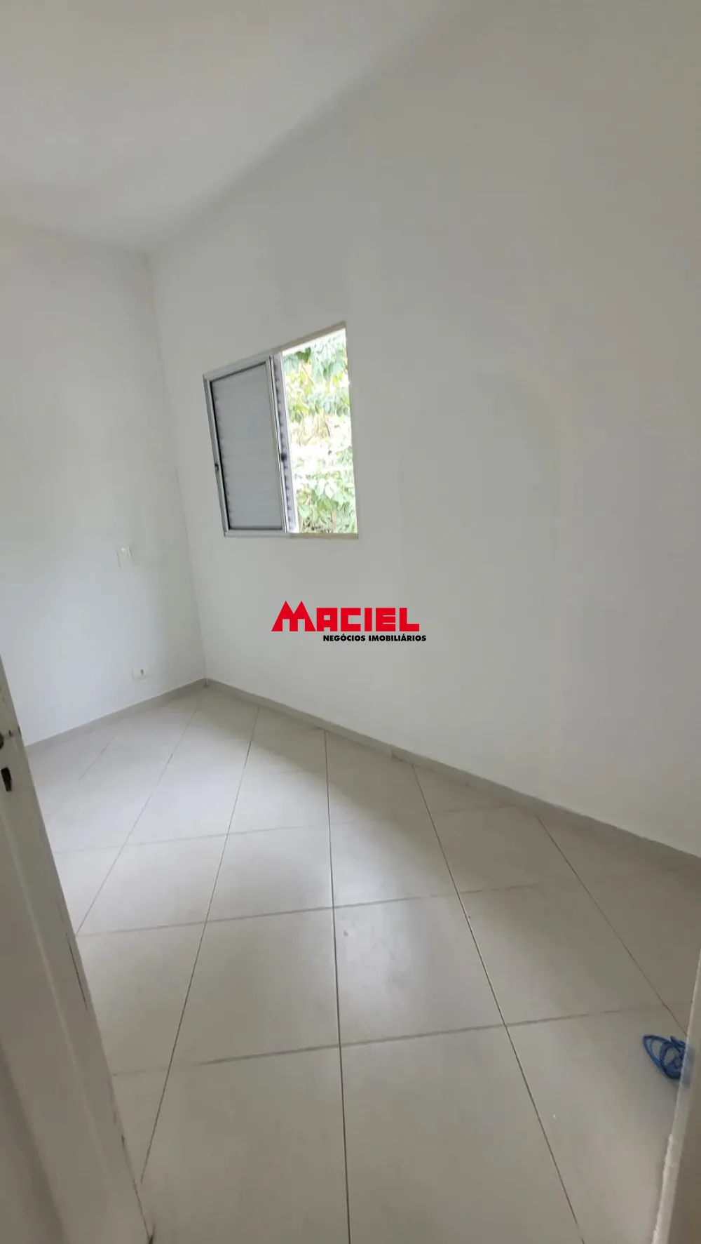 Alugar Casa / Condom&iacute;nio em S&atilde;o Jos&eacute; dos Campos R$ 2.300,00 - Foto 5