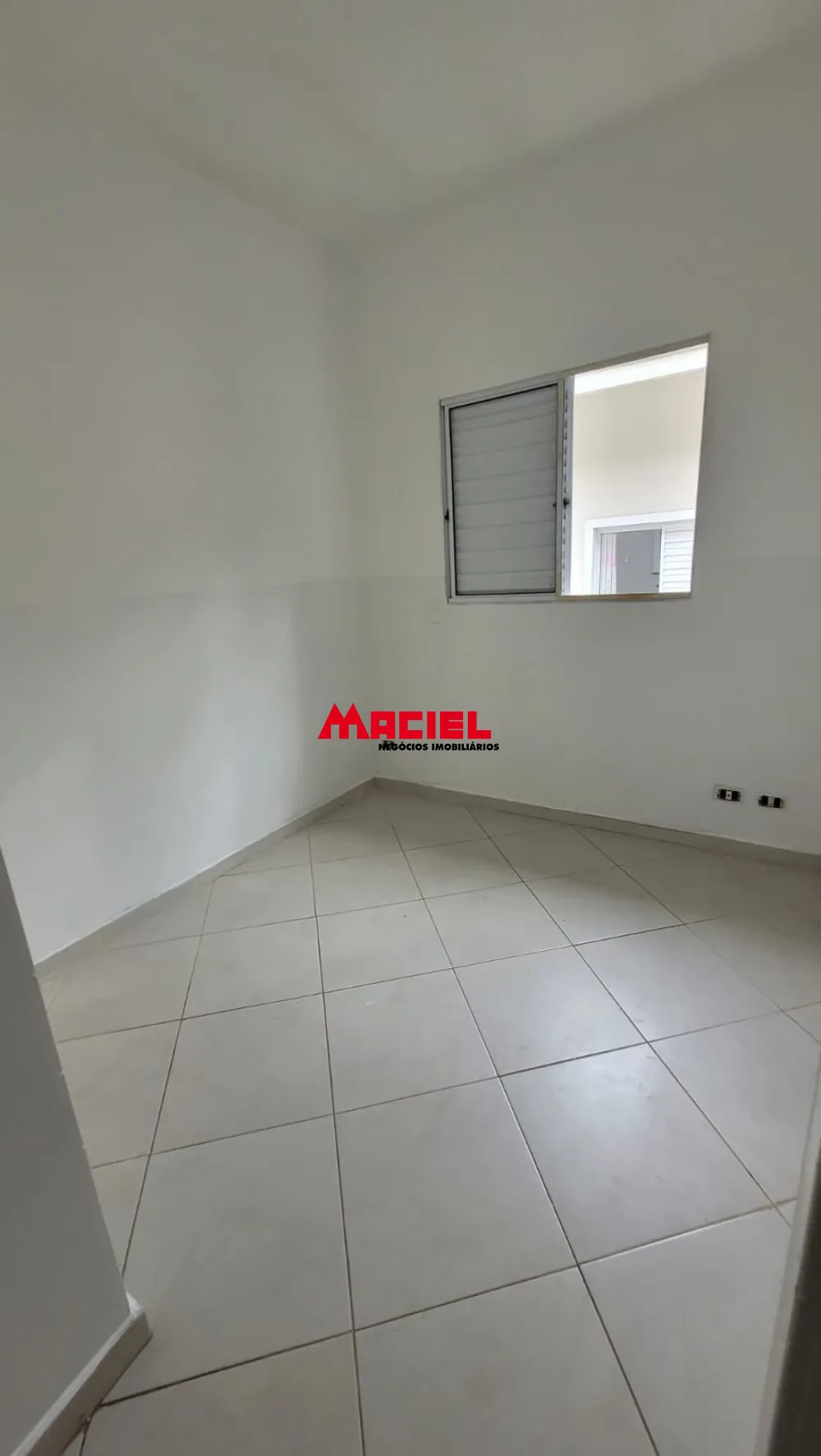 Alugar Casa / Condom&iacute;nio em S&atilde;o Jos&eacute; dos Campos R$ 2.300,00 - Foto 7