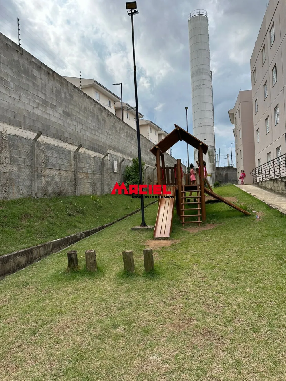 Comprar Apartamento / Padr&atilde;o em S&atilde;o Jos&eacute; dos Campos R$ 181.000,00 - Foto 16