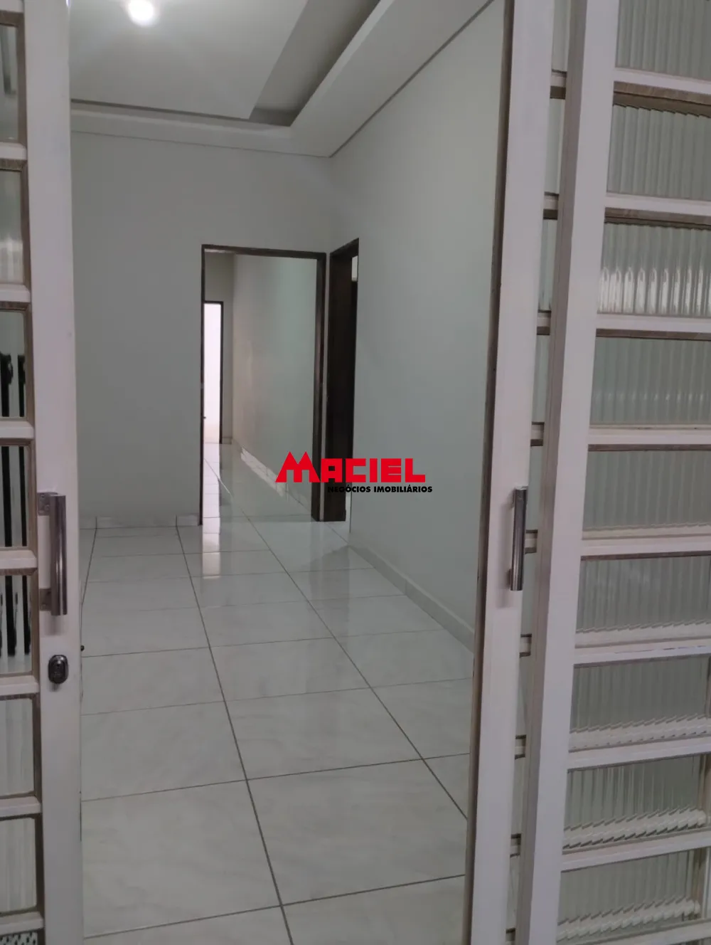 Comprar Casa / Padr&atilde;o em Ca&ccedil;apava R$ 310.000,00 - Foto 11