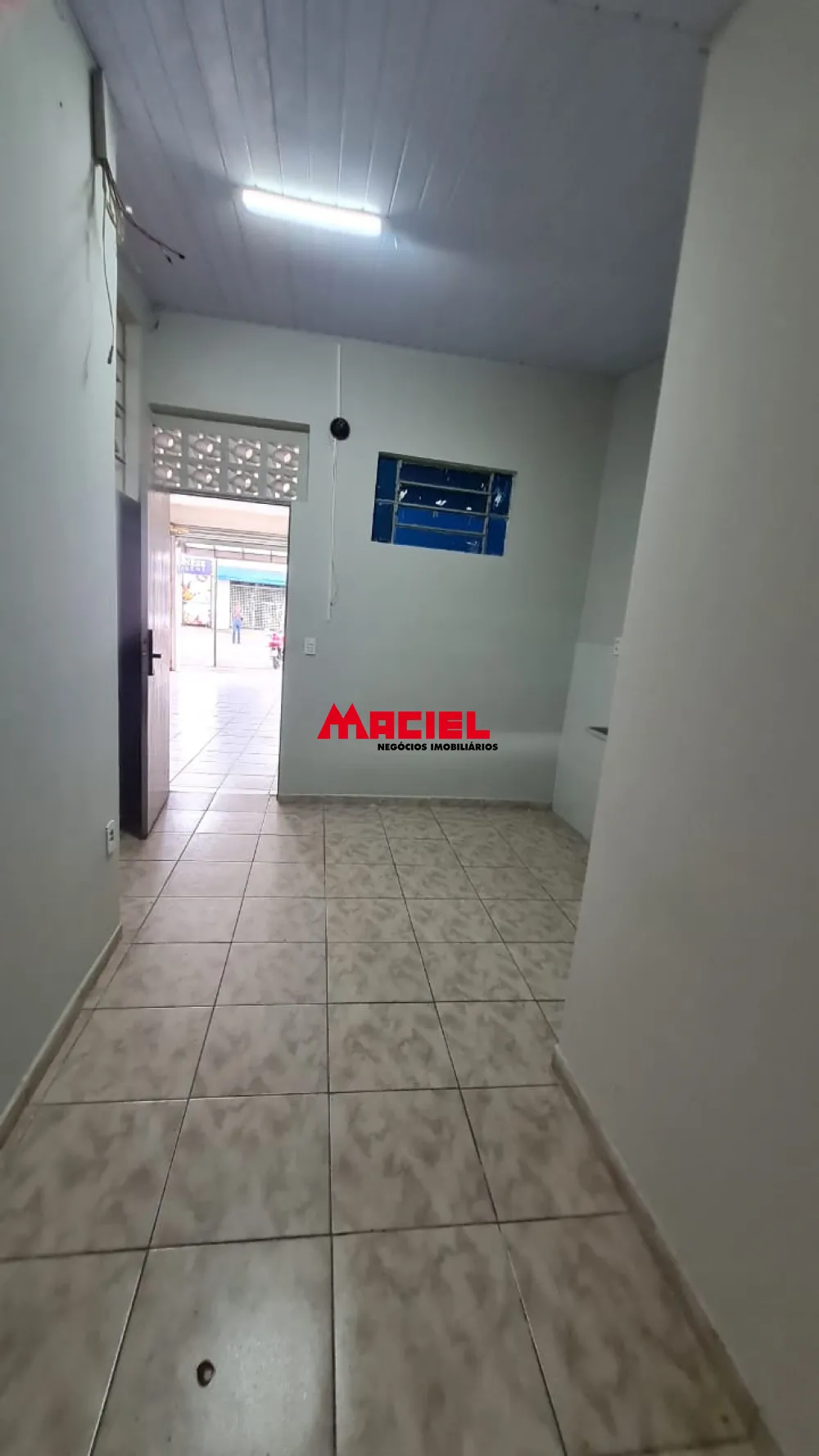 Alugar Comercial / Ponto Comercial em S&atilde;o Jos&eacute; dos Campos R$ 6.000,00 - Foto 1