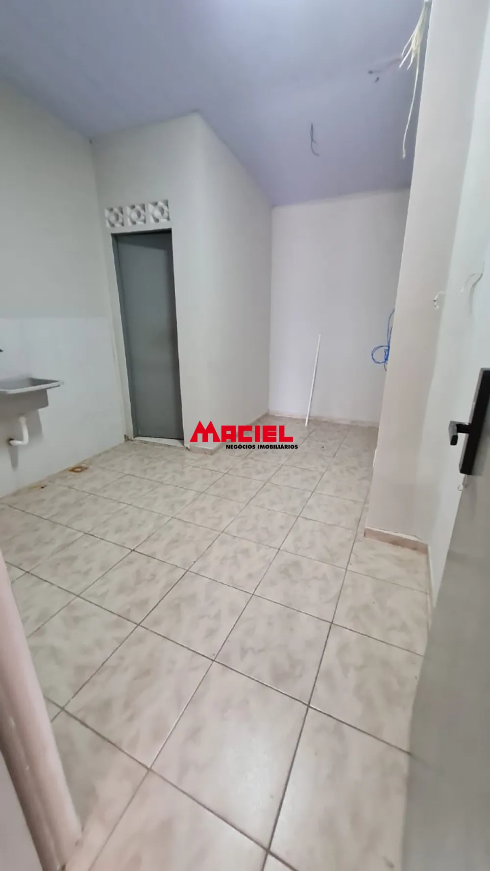 Alugar Comercial / Ponto Comercial em S&atilde;o Jos&eacute; dos Campos R$ 6.000,00 - Foto 5