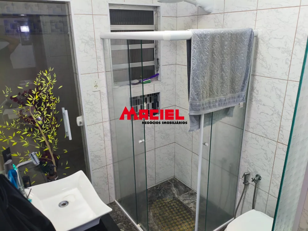 Comprar Casa / Padr&atilde;o em Ca&ccedil;apava R$ 750.000,00 - Foto 9