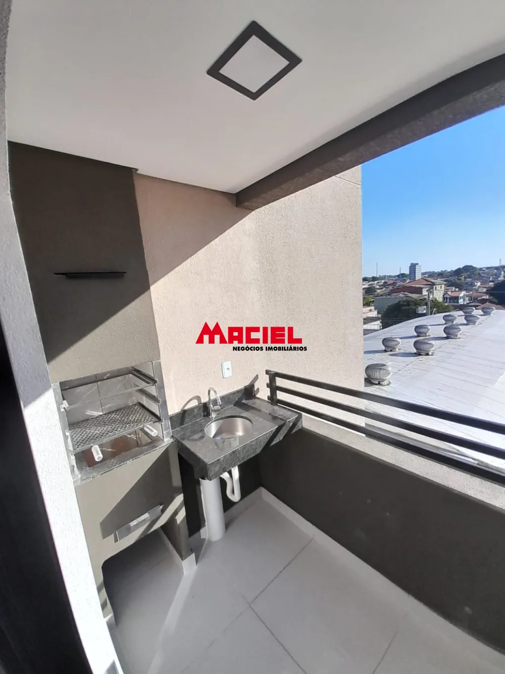 Alugar Apartamento / Padr&atilde;o em S&atilde;o Jos&eacute; dos Campos R$ 1.900,00 - Foto 5