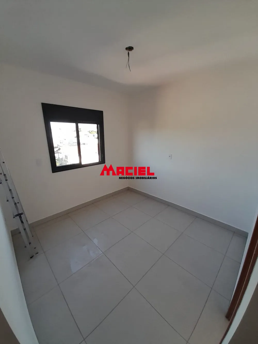 Alugar Apartamento / Padr&atilde;o em S&atilde;o Jos&eacute; dos Campos R$ 1.900,00 - Foto 10