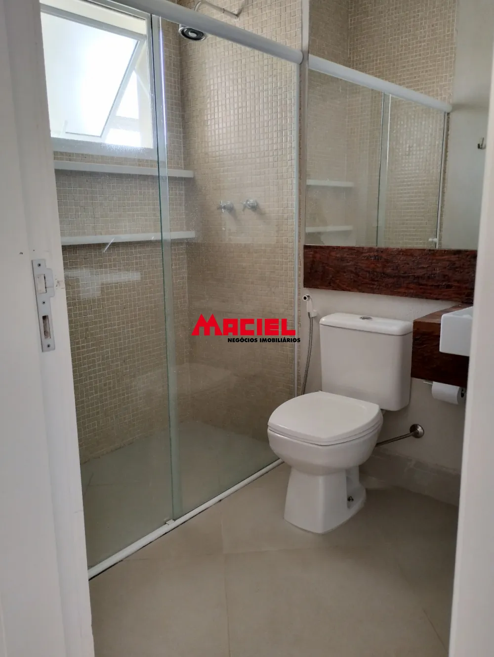 Comprar Casa / Condom&iacute;nio em Ca&ccedil;apava R$ 990.000,00 - Foto 17