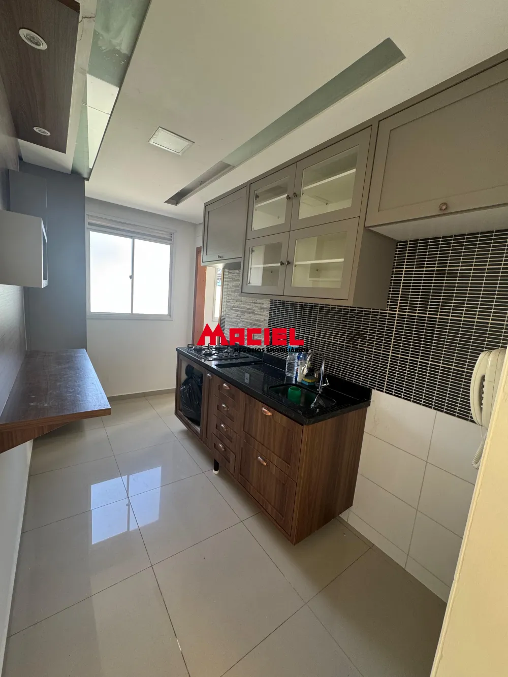 Alugar Apartamento / Padr&atilde;o em S&atilde;o Jos&eacute; dos Campos R$ 3.000,00 - Foto 5