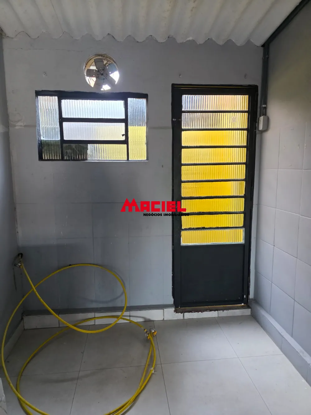 Alugar Comercial / Ponto Comercial em S&atilde;o Jos&eacute; dos Campos R$ 3.300,00 - Foto 23