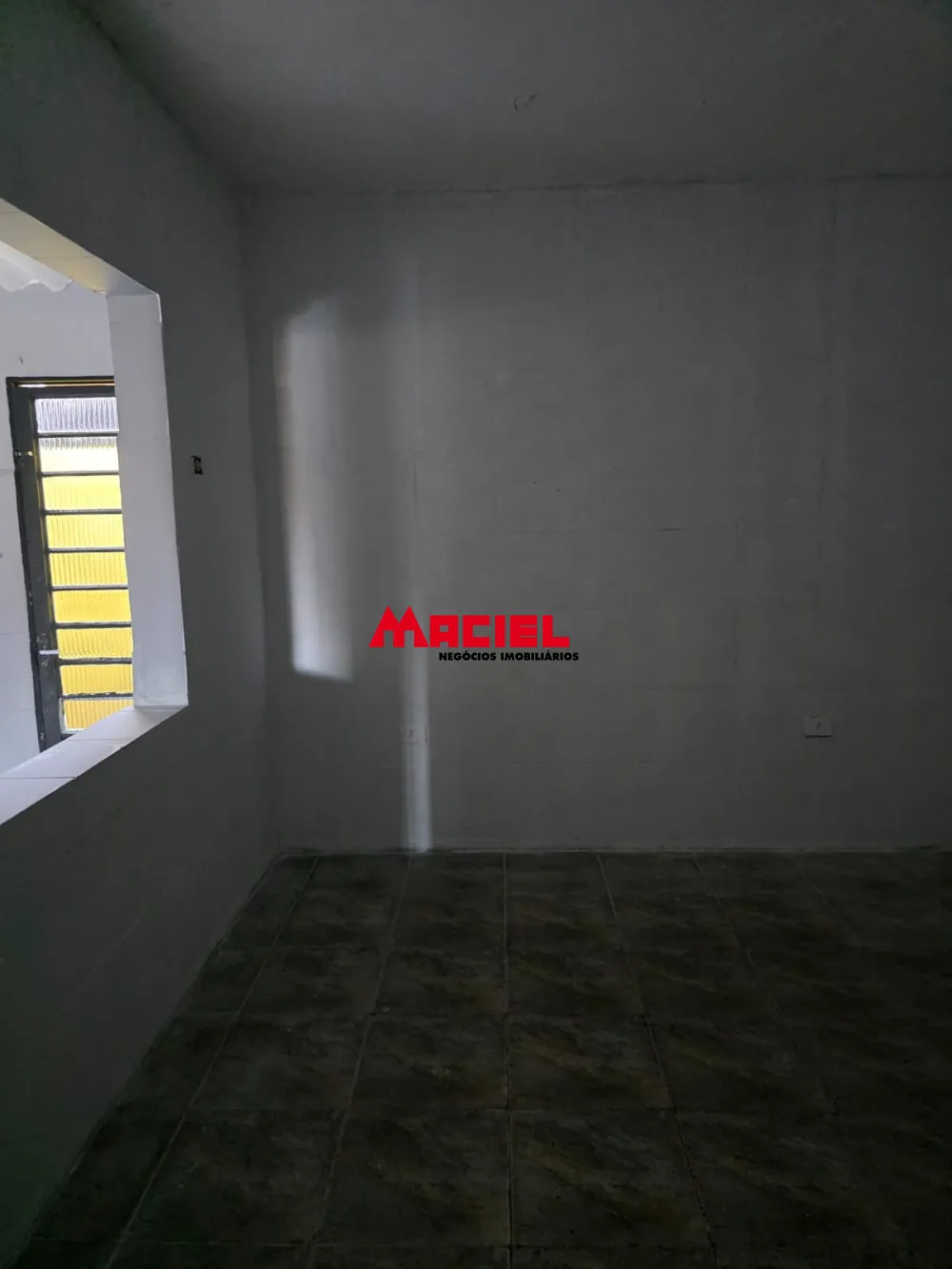 Alugar Comercial / Ponto Comercial em S&atilde;o Jos&eacute; dos Campos R$ 3.300,00 - Foto 24
