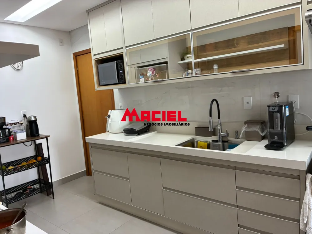 Comprar Apartamento / Padr&atilde;o em S&atilde;o Jos&eacute; dos Campos R$ 1.080.000,00 - Foto 14