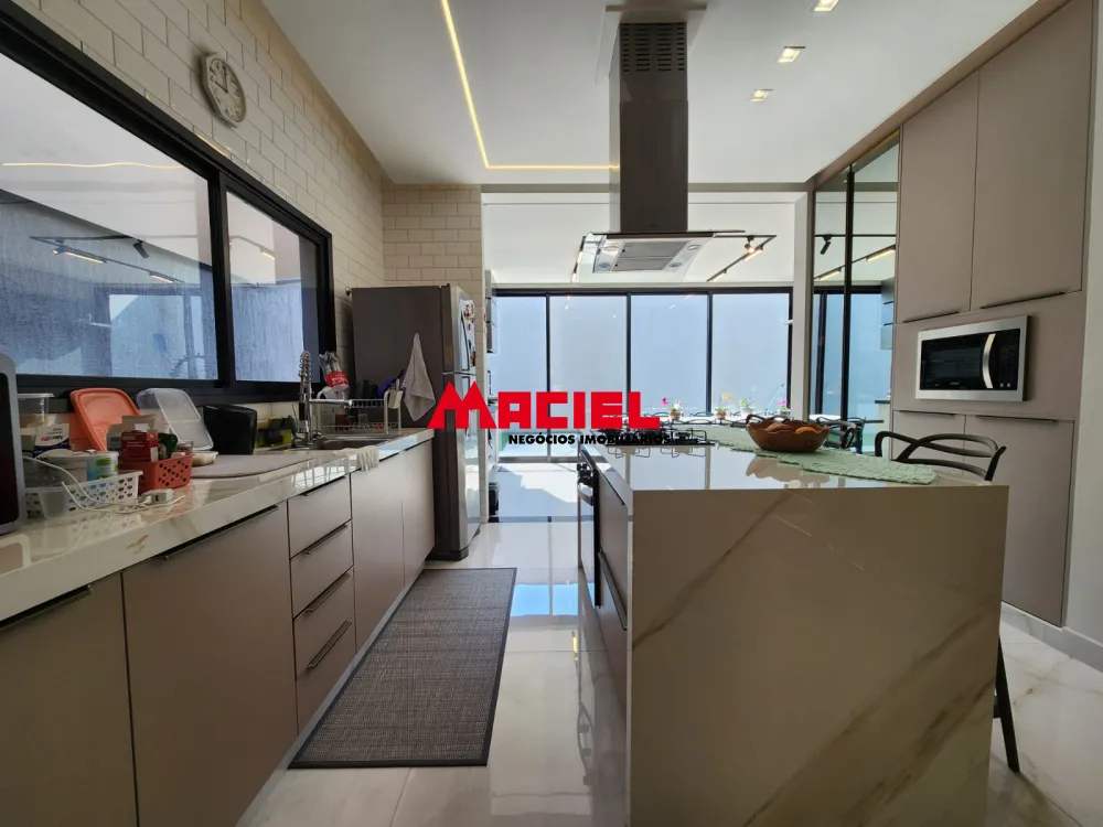 Comprar Casa / Sobrado em S&atilde;o Jos&eacute; dos Campos R$ 1.550.000,00 - Foto 8