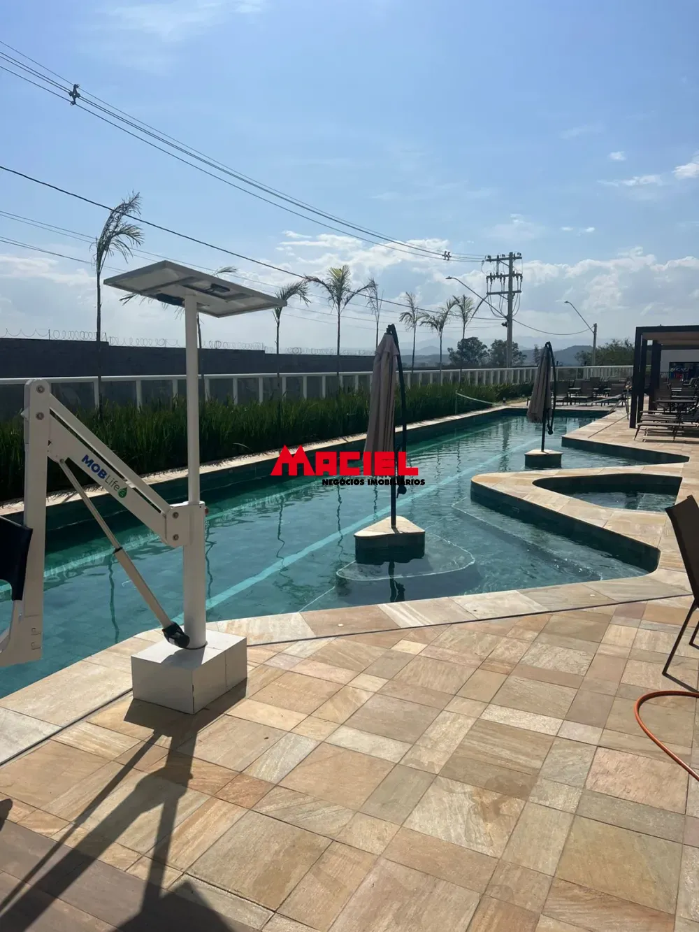 Alugar Apartamento / Padr&atilde;o em S&atilde;o Jos&eacute; dos Campos R$ 2.700,00 - Foto 1