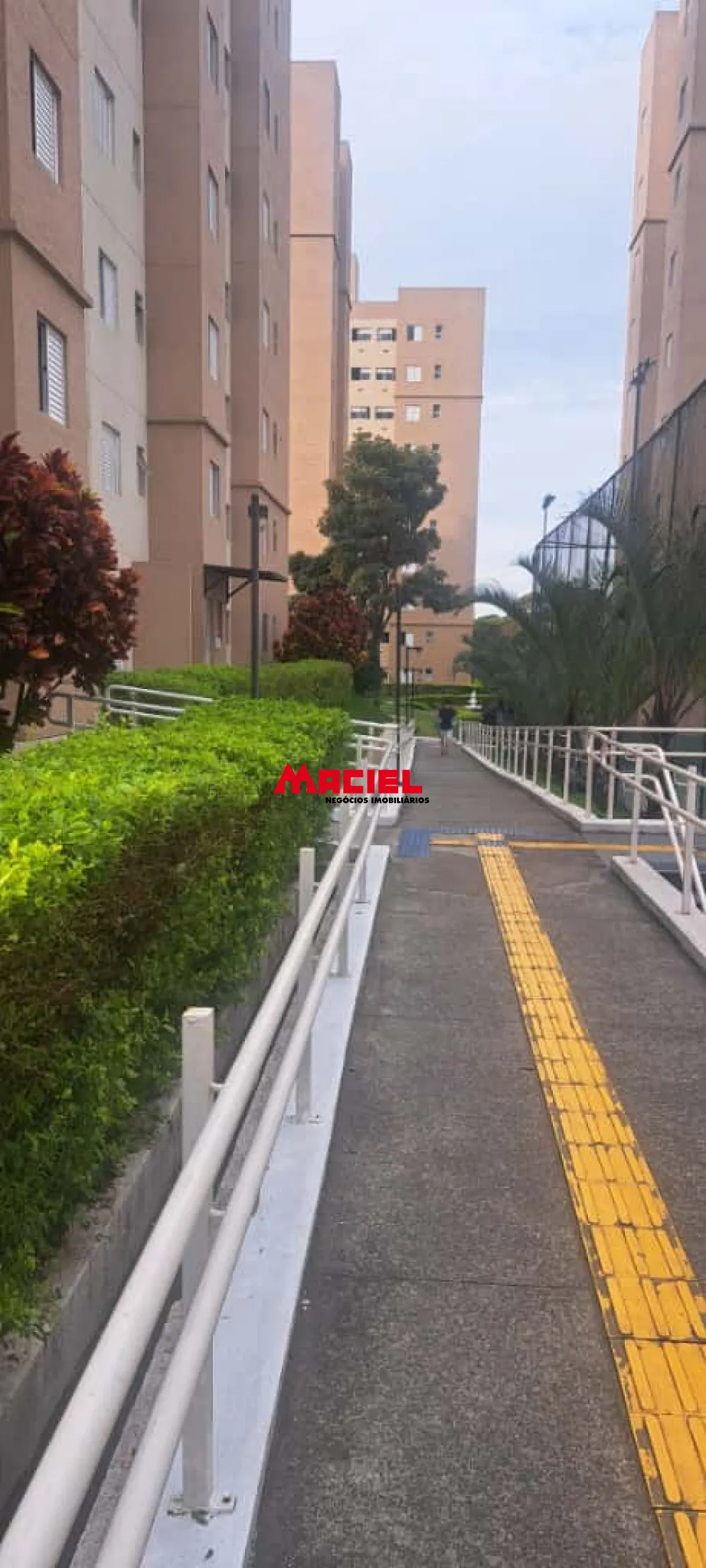 Comprar Apartamento / Padr&atilde;o em S&atilde;o Jos&eacute; dos Campos R$ 315.000,00 - Foto 2