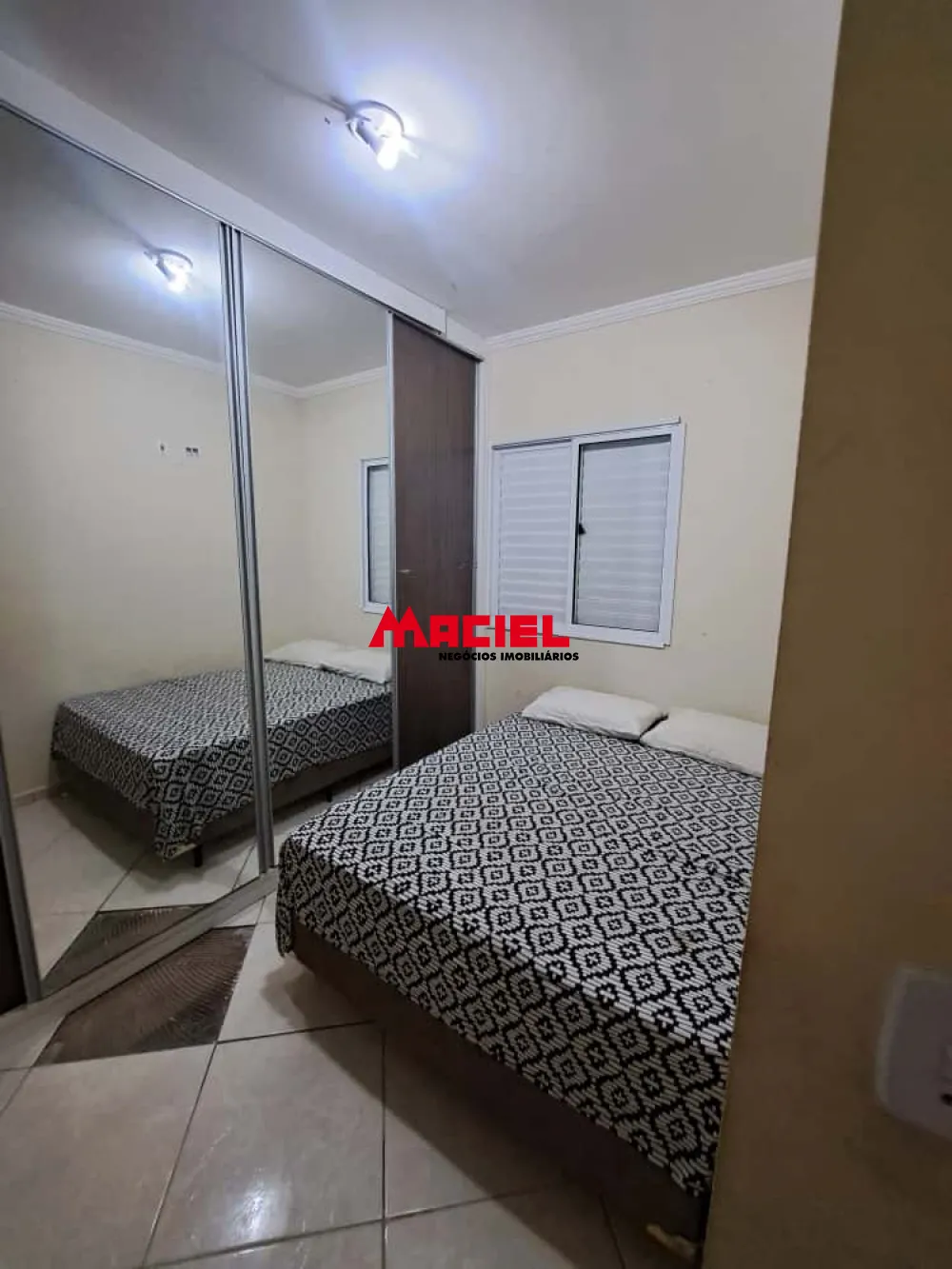 Comprar Apartamento / Padr&atilde;o em S&atilde;o Jos&eacute; dos Campos R$ 315.000,00 - Foto 11