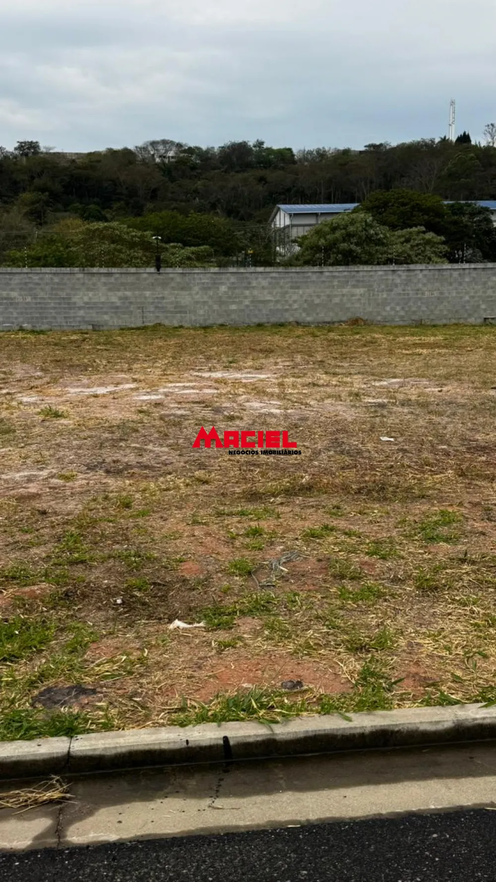 Comprar Comercial / Terreno em Jacare&iacute; R$ 1.000.000,00 - Foto 2