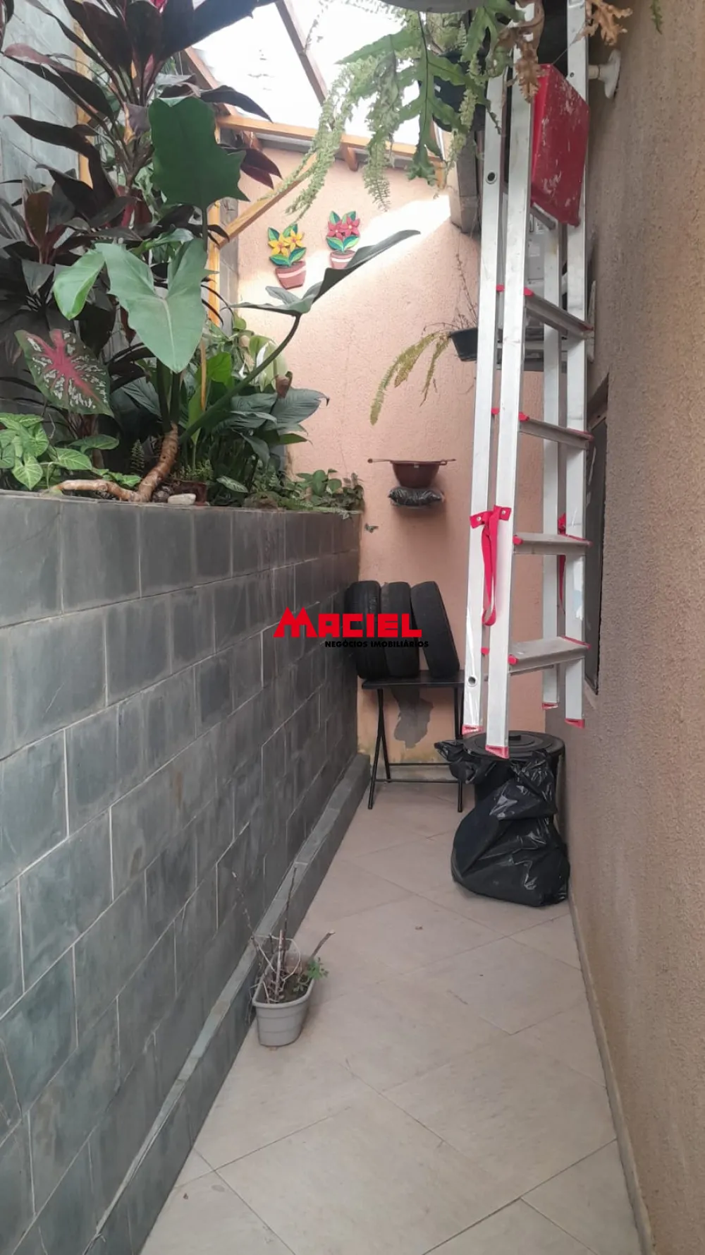 Comprar Casa / Padr&atilde;o em S&atilde;o Jos&eacute; dos Campos R$ 370.000,00 - Foto 12