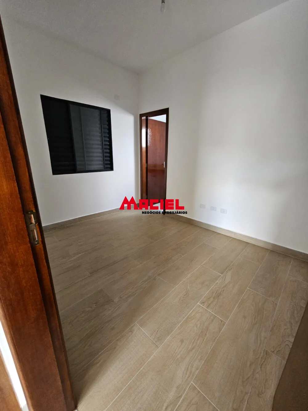 Comprar Casa / Padr&atilde;o em Ca&ccedil;apava R$ 405.000,00 - Foto 5