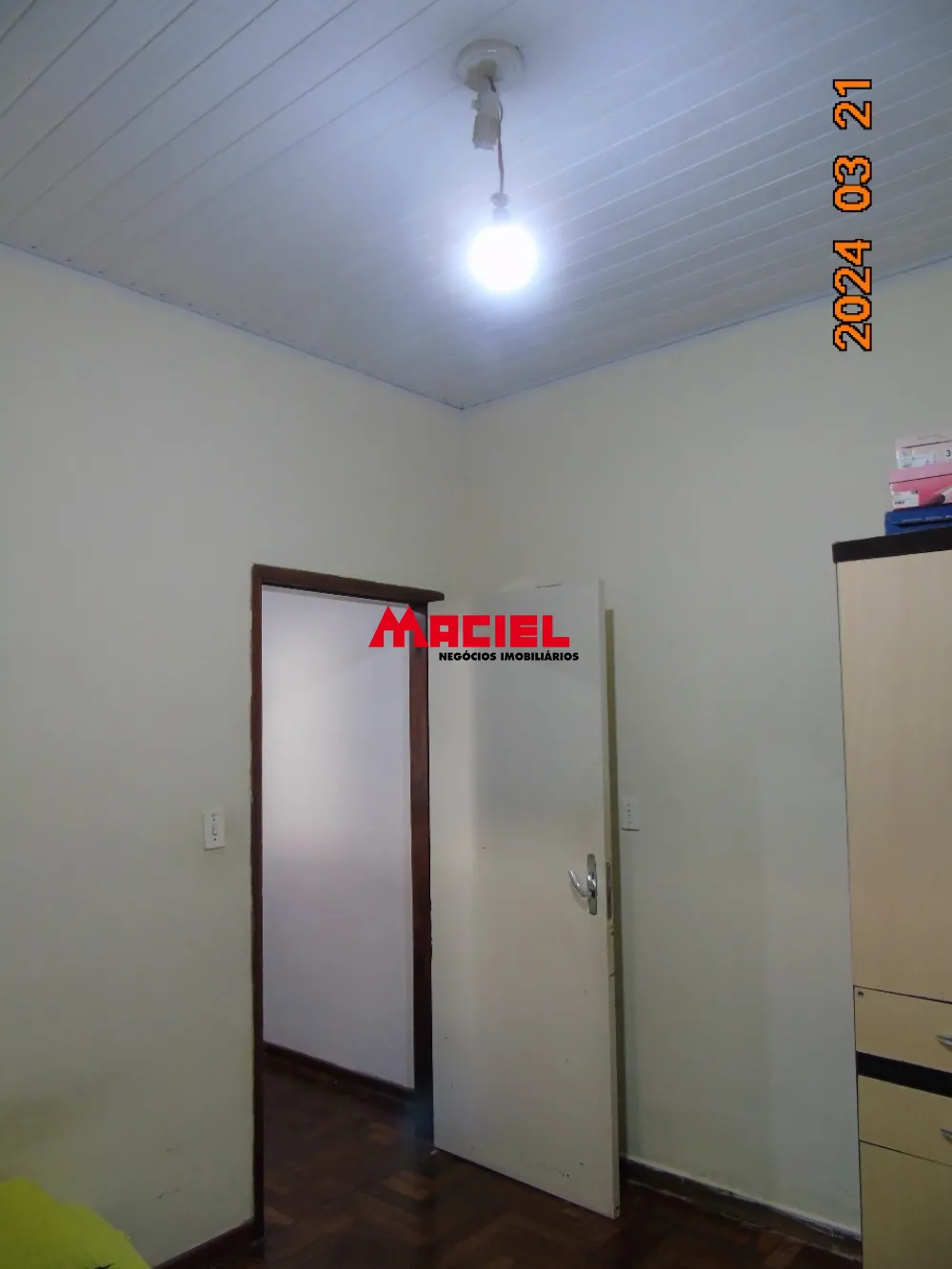 Comprar Casa / Padr&atilde;o em S&atilde;o Jos&eacute; dos Campos R$ 950.000,00 - Foto 4