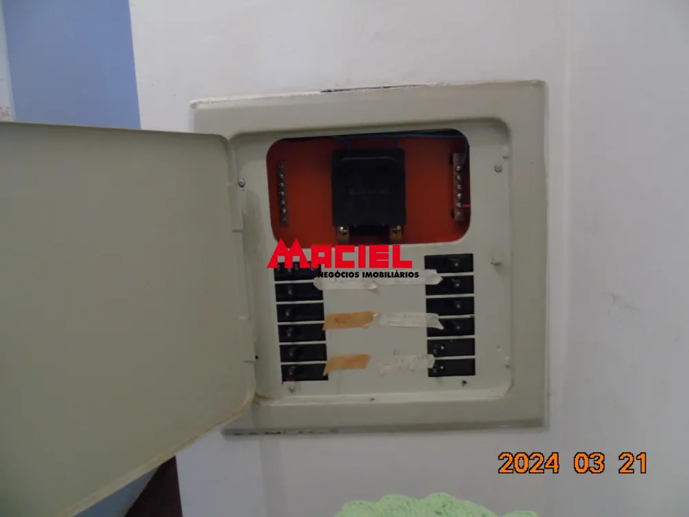 Comprar Casa / Padr&atilde;o em S&atilde;o Jos&eacute; dos Campos R$ 950.000,00 - Foto 9