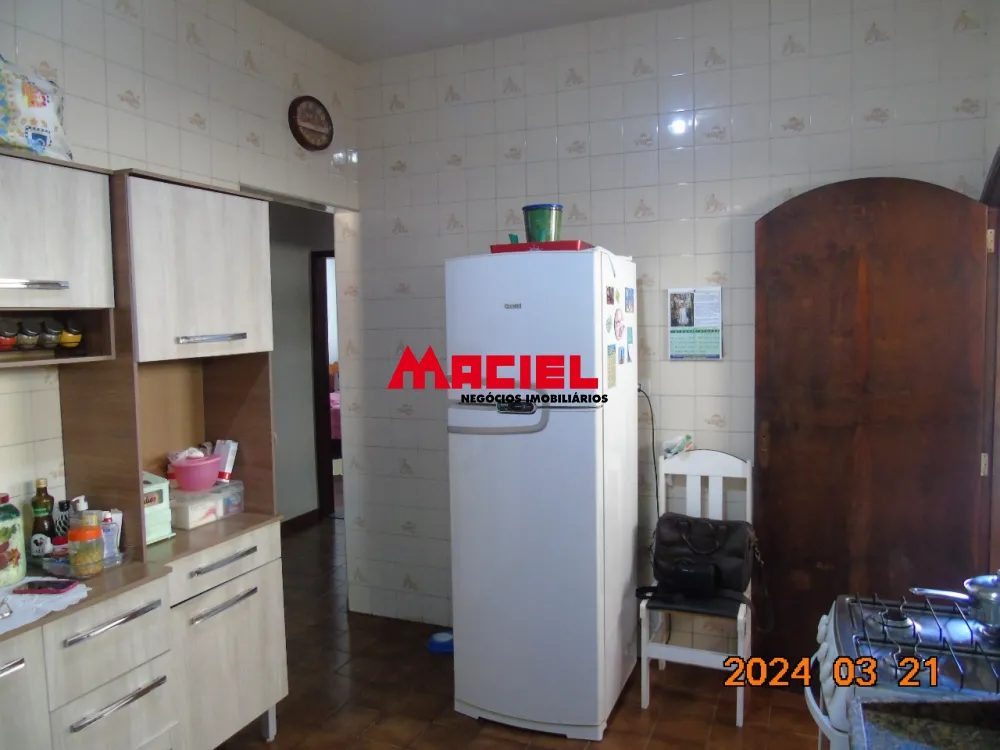 Comprar Casa / Padr&atilde;o em S&atilde;o Jos&eacute; dos Campos R$ 950.000,00 - Foto 35