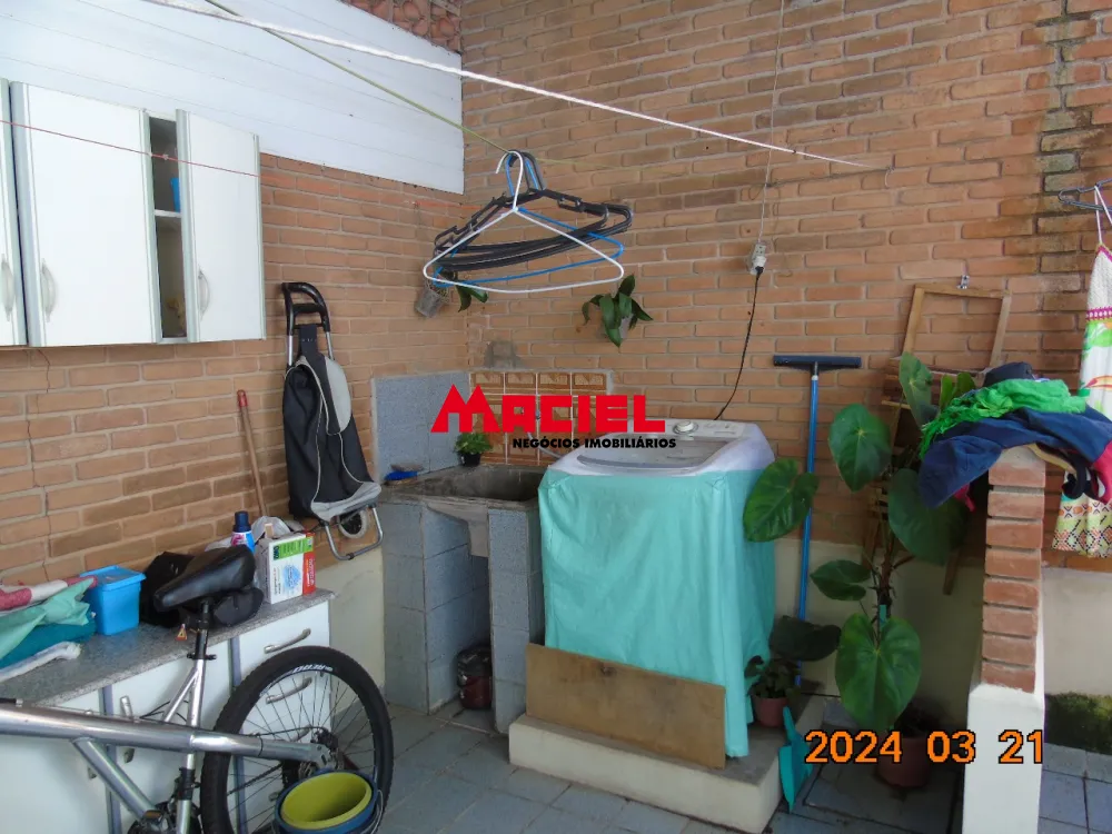 Comprar Casa / Padr&atilde;o em S&atilde;o Jos&eacute; dos Campos R$ 950.000,00 - Foto 48