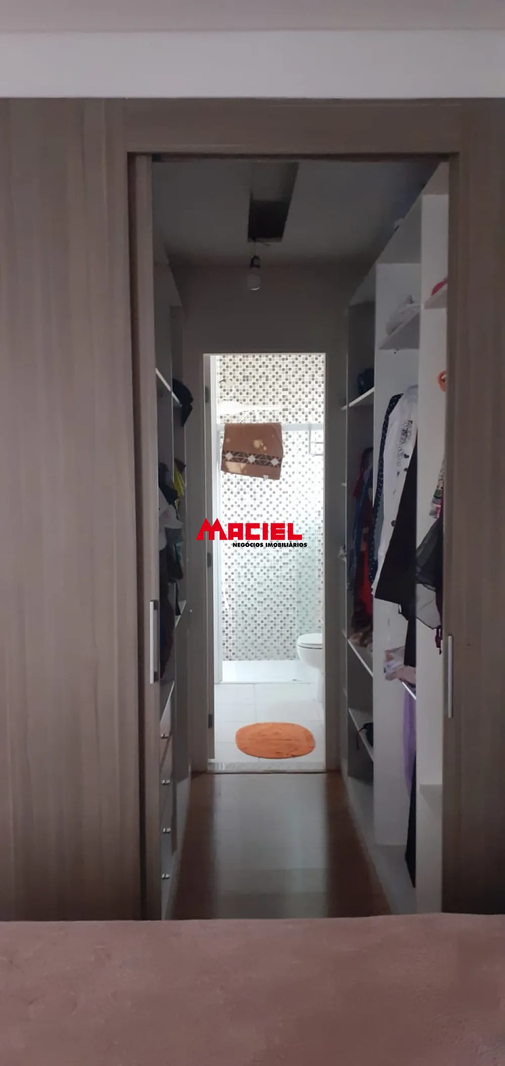 Comprar Casa / Condom&iacute;nio em Jacare&iacute; R$ 1.380.000,00 - Foto 3