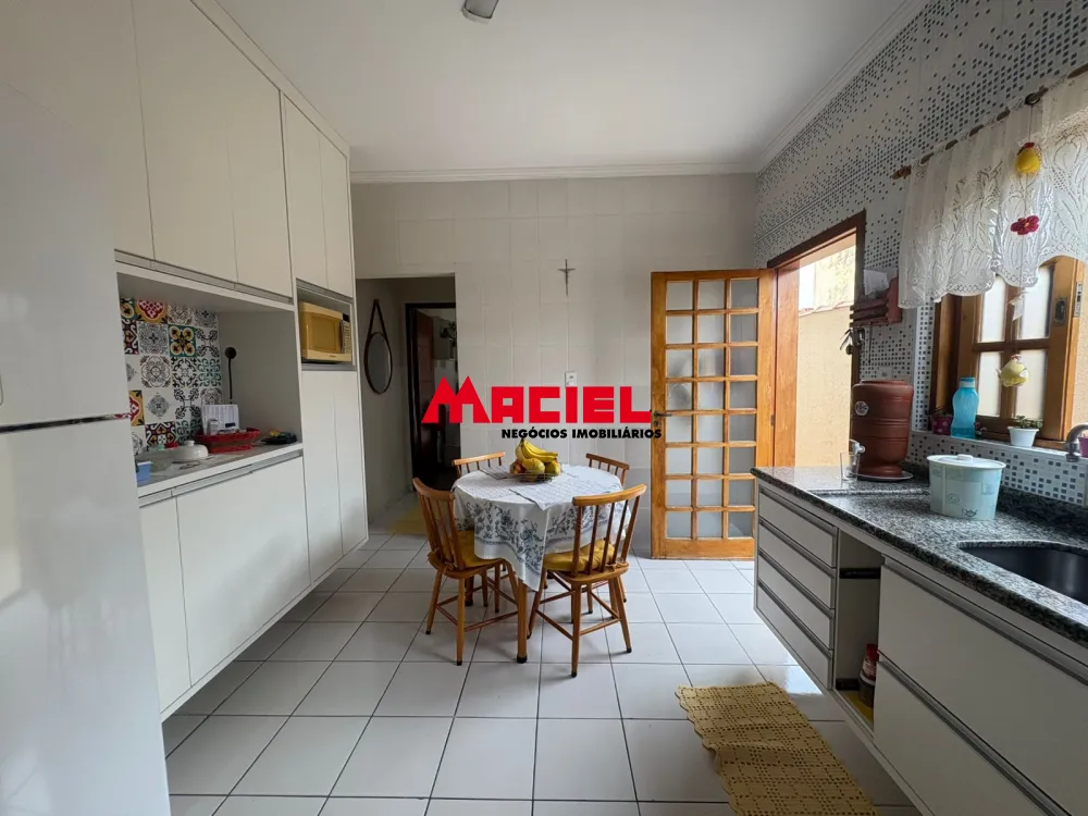 Comprar Casa / Padr&atilde;o em S&atilde;o Jos&eacute; dos Campos R$ 450.000,00 - Foto 3