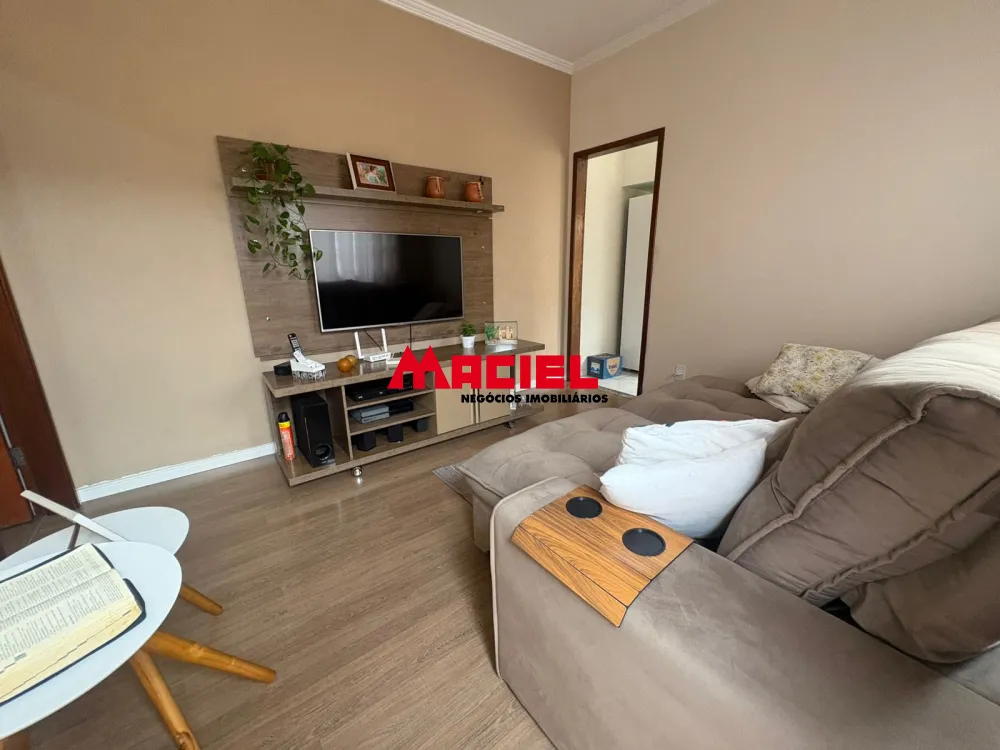 Comprar Casa / Padr&atilde;o em S&atilde;o Jos&eacute; dos Campos R$ 450.000,00 - Foto 1