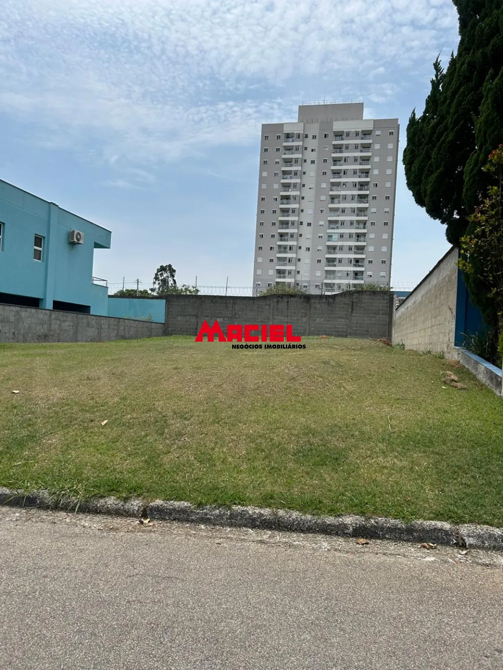 Comprar Terreno / Condom&iacute;nio em Jacare&iacute; R$ 650.000,00 - Foto 1