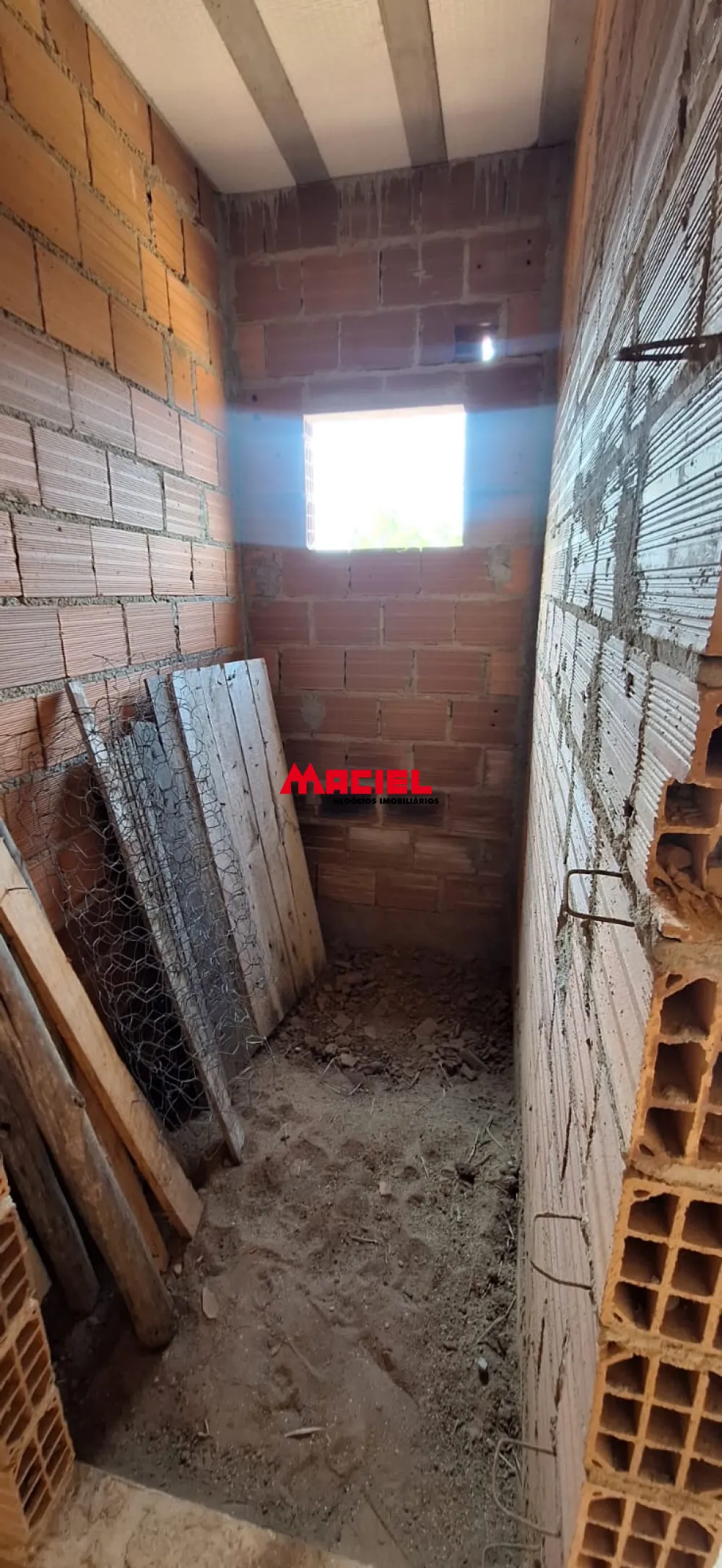 Comprar Casa / Padr&atilde;o em S&atilde;o Jos&eacute; dos Campos R$ 160.000,00 - Foto 6