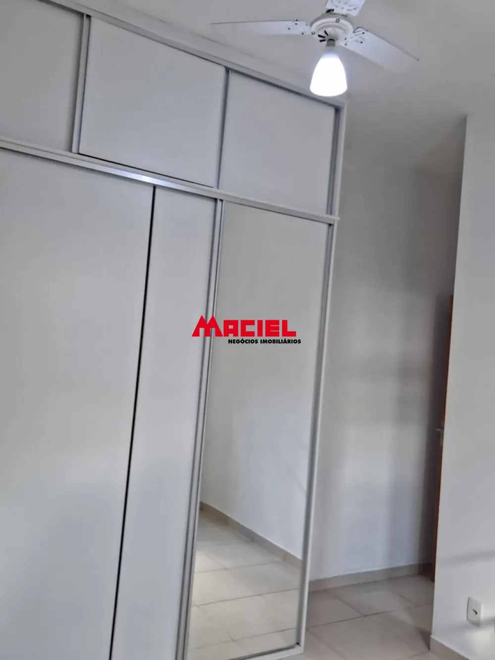 Comprar Casa / Padr&atilde;o em S&atilde;o Jos&eacute; dos Campos R$ 385.000,00 - Foto 13