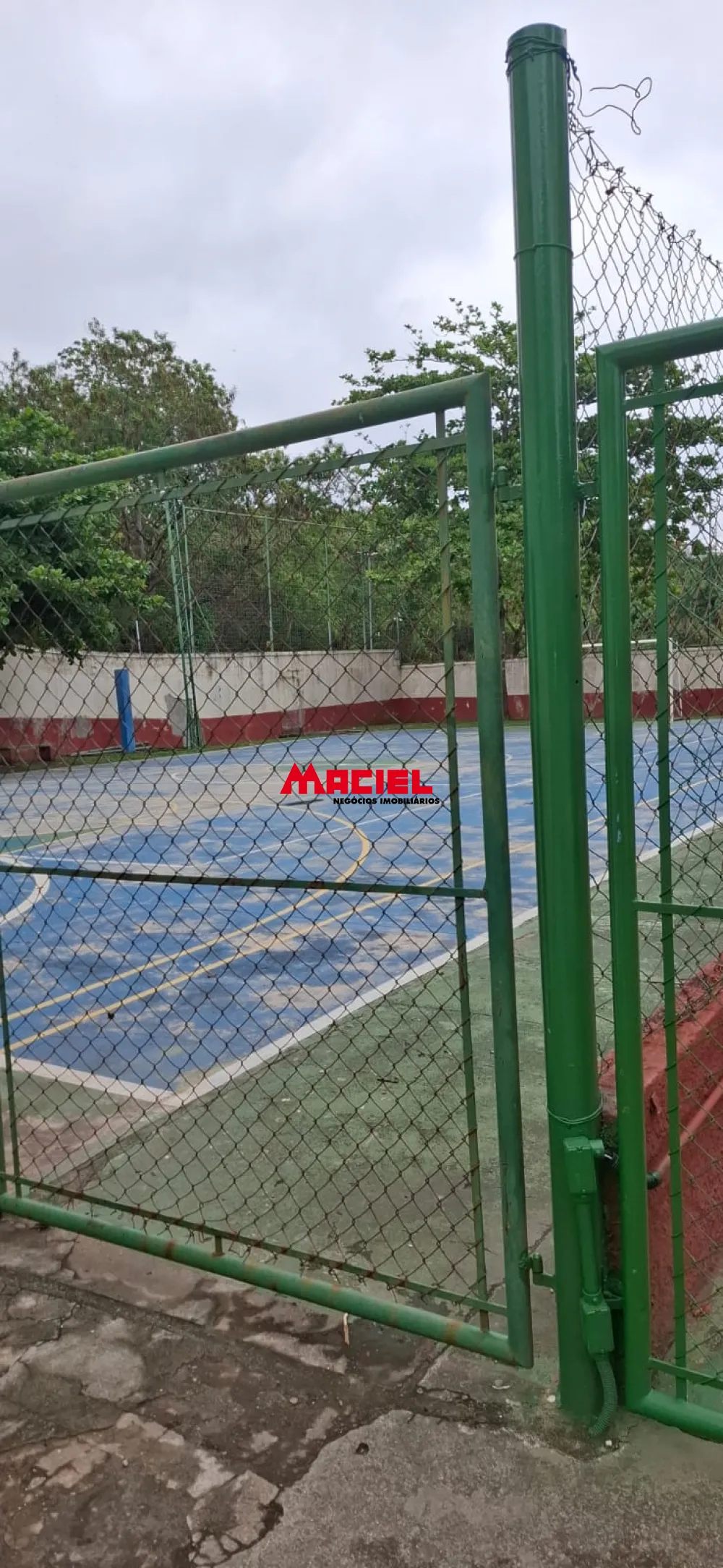 Alugar Apartamento / Padr&atilde;o em S&atilde;o Jos&eacute; dos Campos R$ 1.700,00 - Foto 4