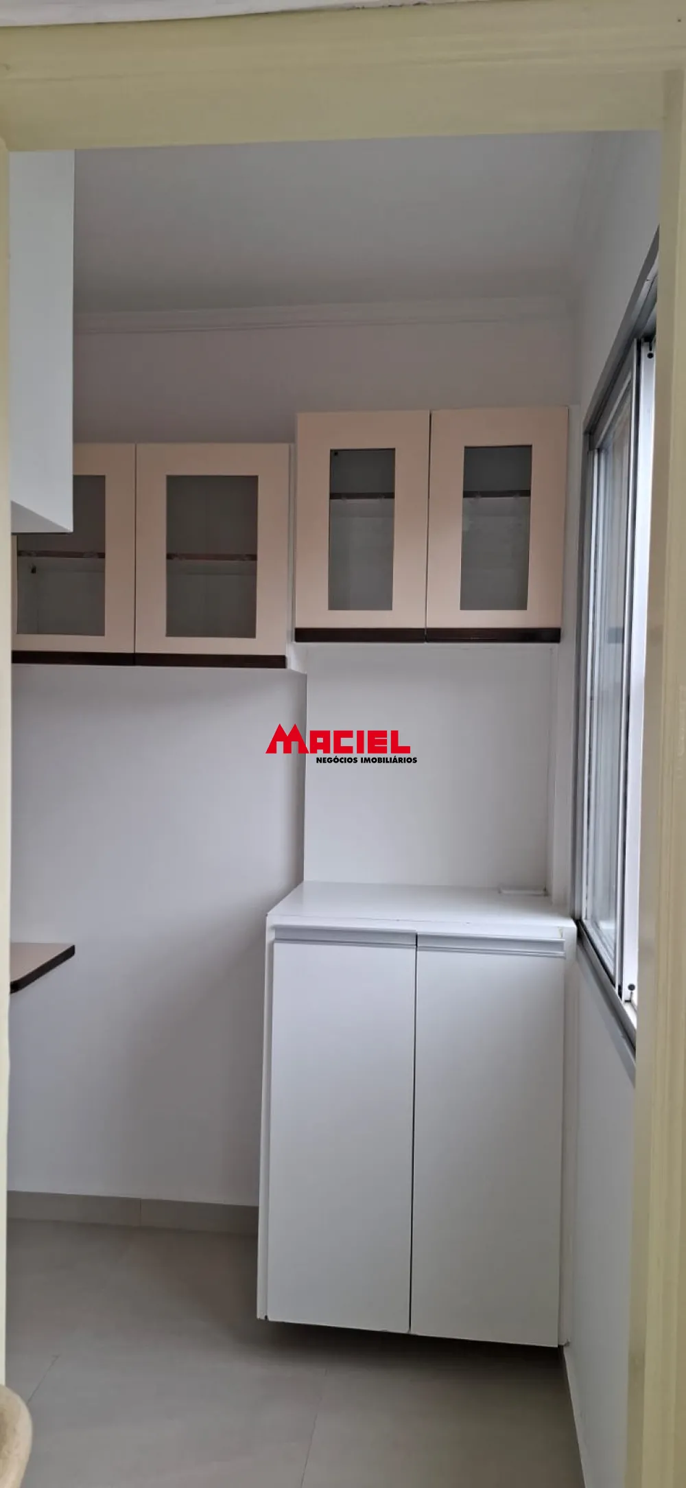 Alugar Apartamento / Padr&atilde;o em S&atilde;o Jos&eacute; dos Campos R$ 1.700,00 - Foto 5