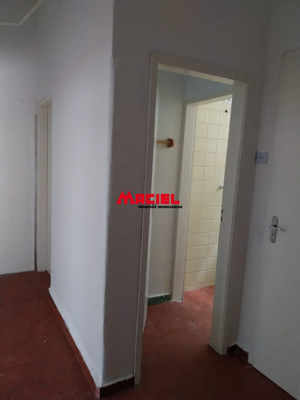 Alugar Comercial / Ponto Comercial em S&atilde;o Jos&eacute; dos Campos R$ 6.000,00 - Foto 9